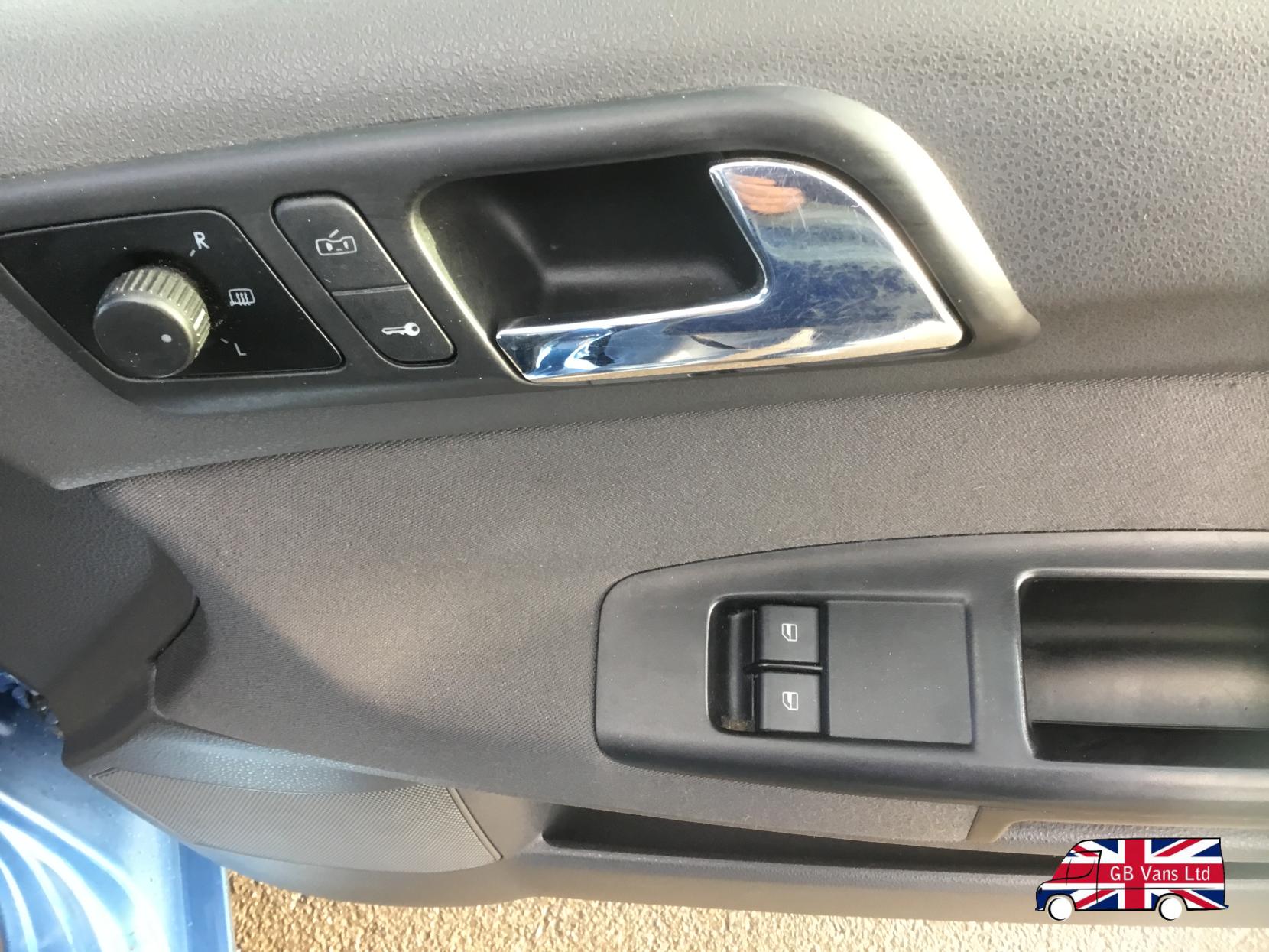 Volkswagen Polo 1.4 SE Hatchback 5dr Petrol Manual (150 g/km, 79 bhp)