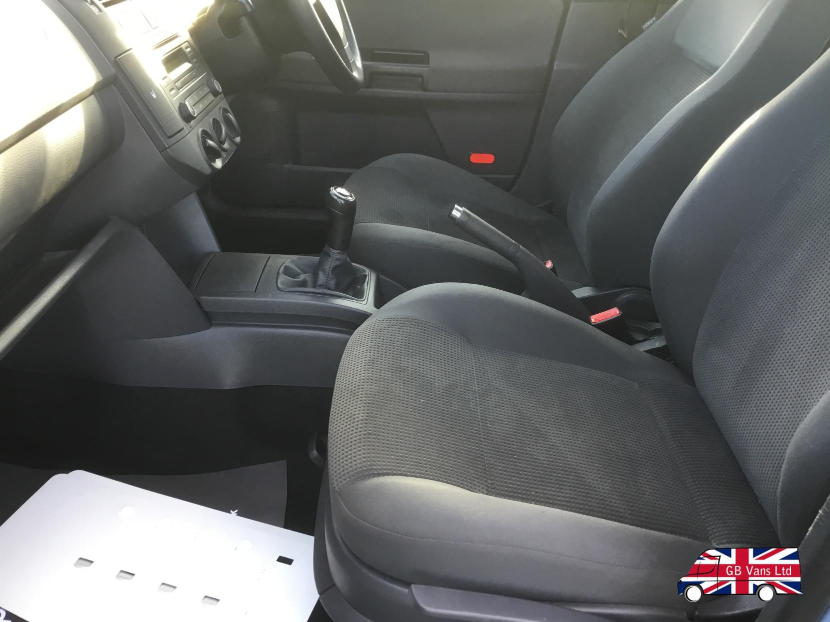 Volkswagen Polo 1.4 SE Hatchback 5dr Petrol Manual (150 g/km, 79 bhp)