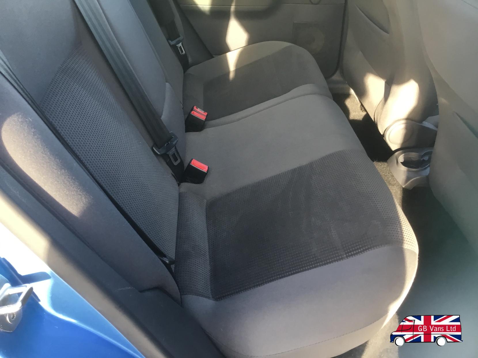 Volkswagen Polo 1.4 SE Hatchback 5dr Petrol Manual (150 g/km, 79 bhp)