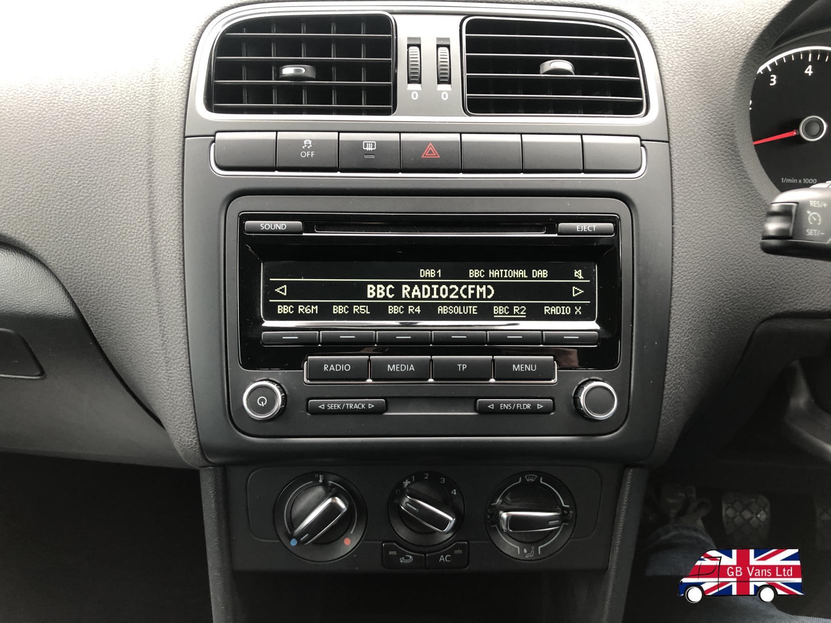 Volkswagen Polo 1.4 Match Edition Hatchback 5dr Petrol Manual Euro 5 (85 ps)