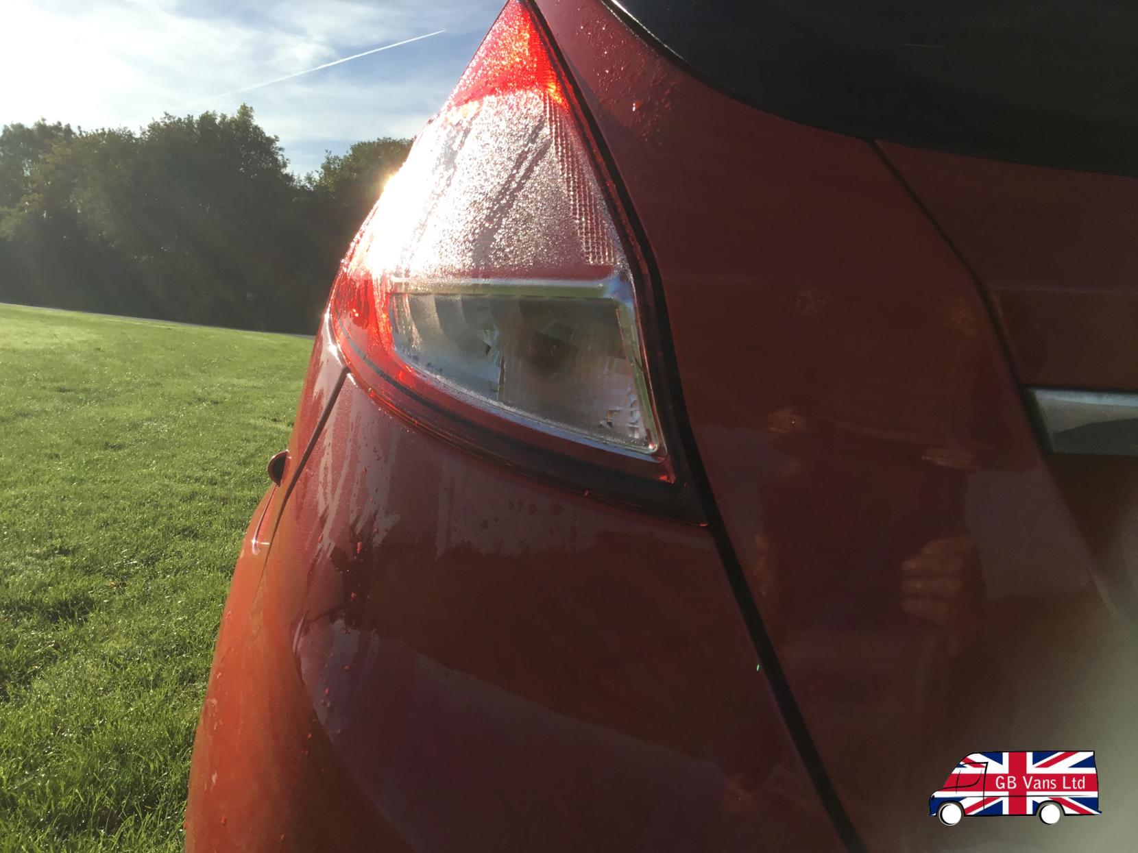 Ford Fiesta 1.25 Zetec Hatchback 3dr Petrol Manual Euro 5 (82 ps)