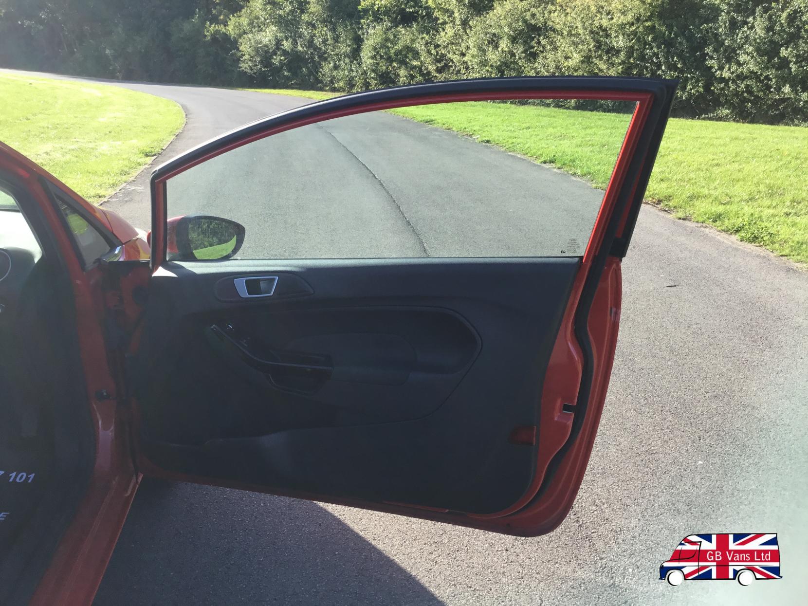 Ford Fiesta 1.25 Zetec Hatchback 3dr Petrol Manual Euro 5 (82 ps)