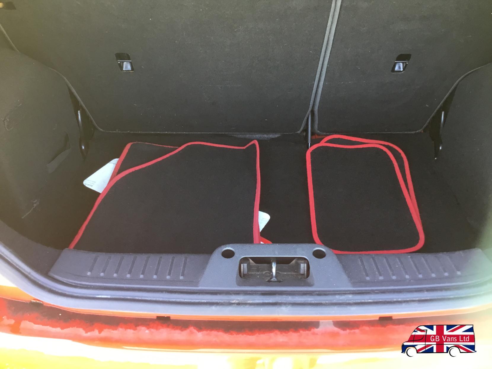 Ford Fiesta 1.25 Zetec Hatchback 3dr Petrol Manual Euro 5 (82 ps)