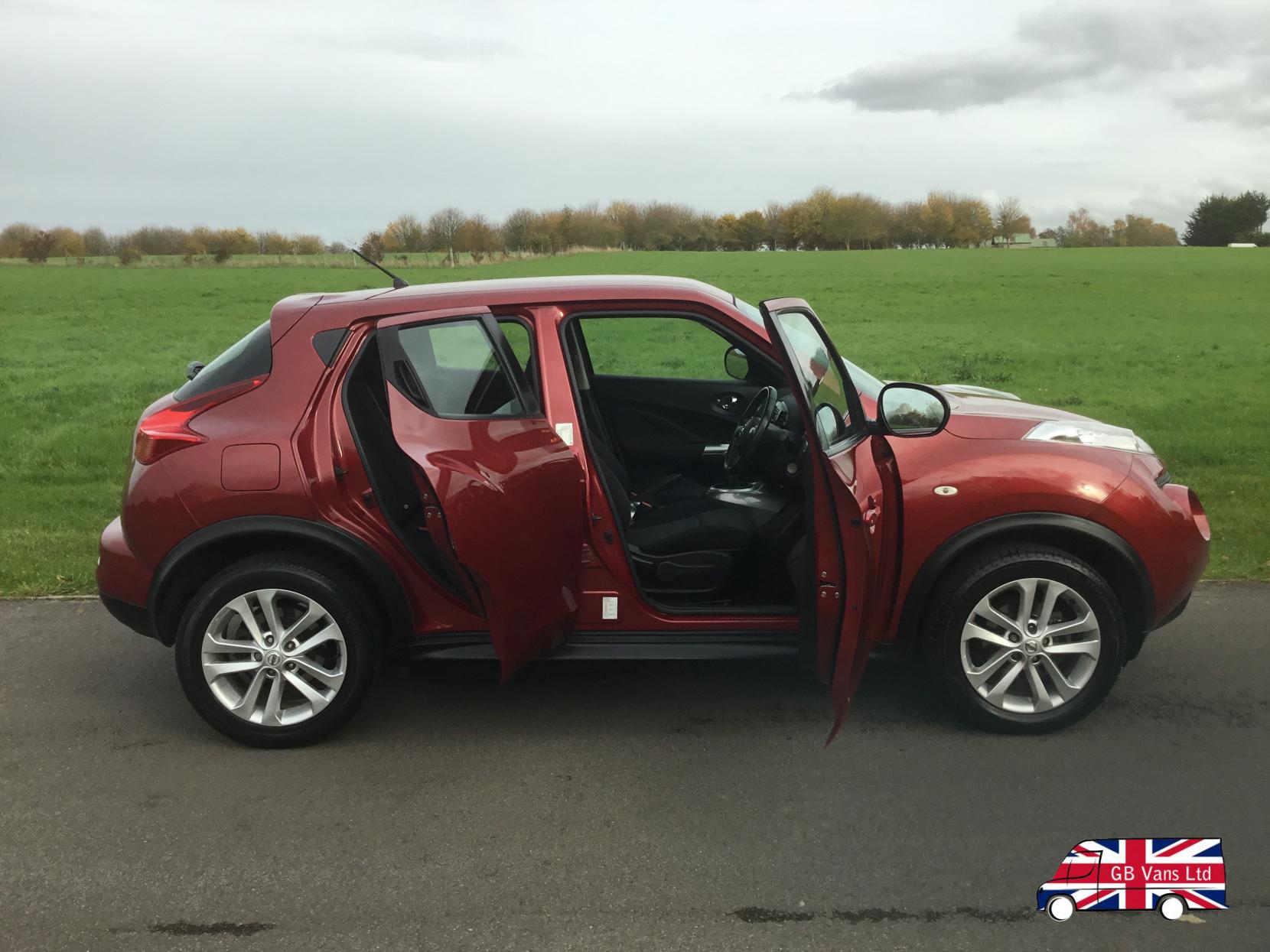 Nissan Juke 1.6 Acenta SUV 5dr Petrol Manual Euro 5 (s/s) (117 ps)