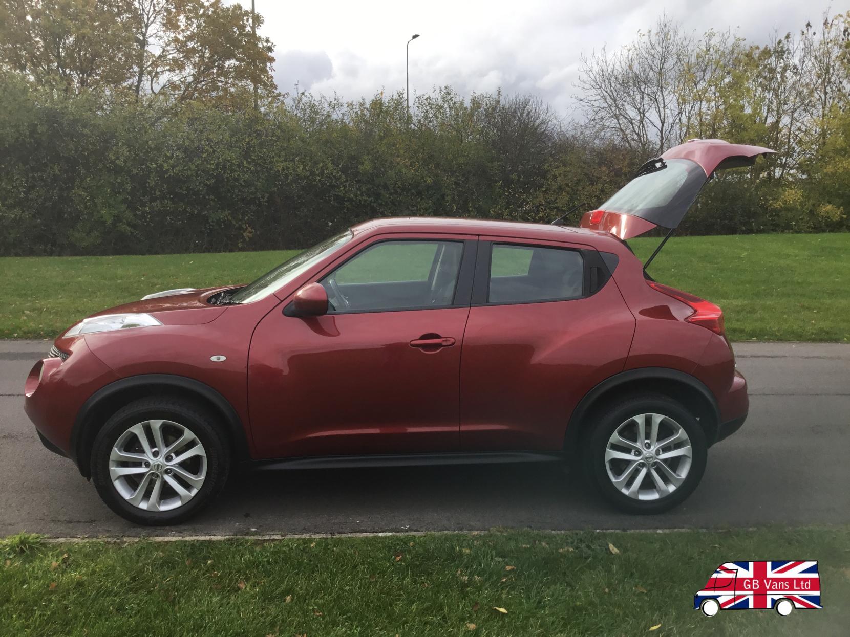 Nissan Juke 1.6 Acenta SUV 5dr Petrol Manual Euro 5 (s/s) (117 ps)