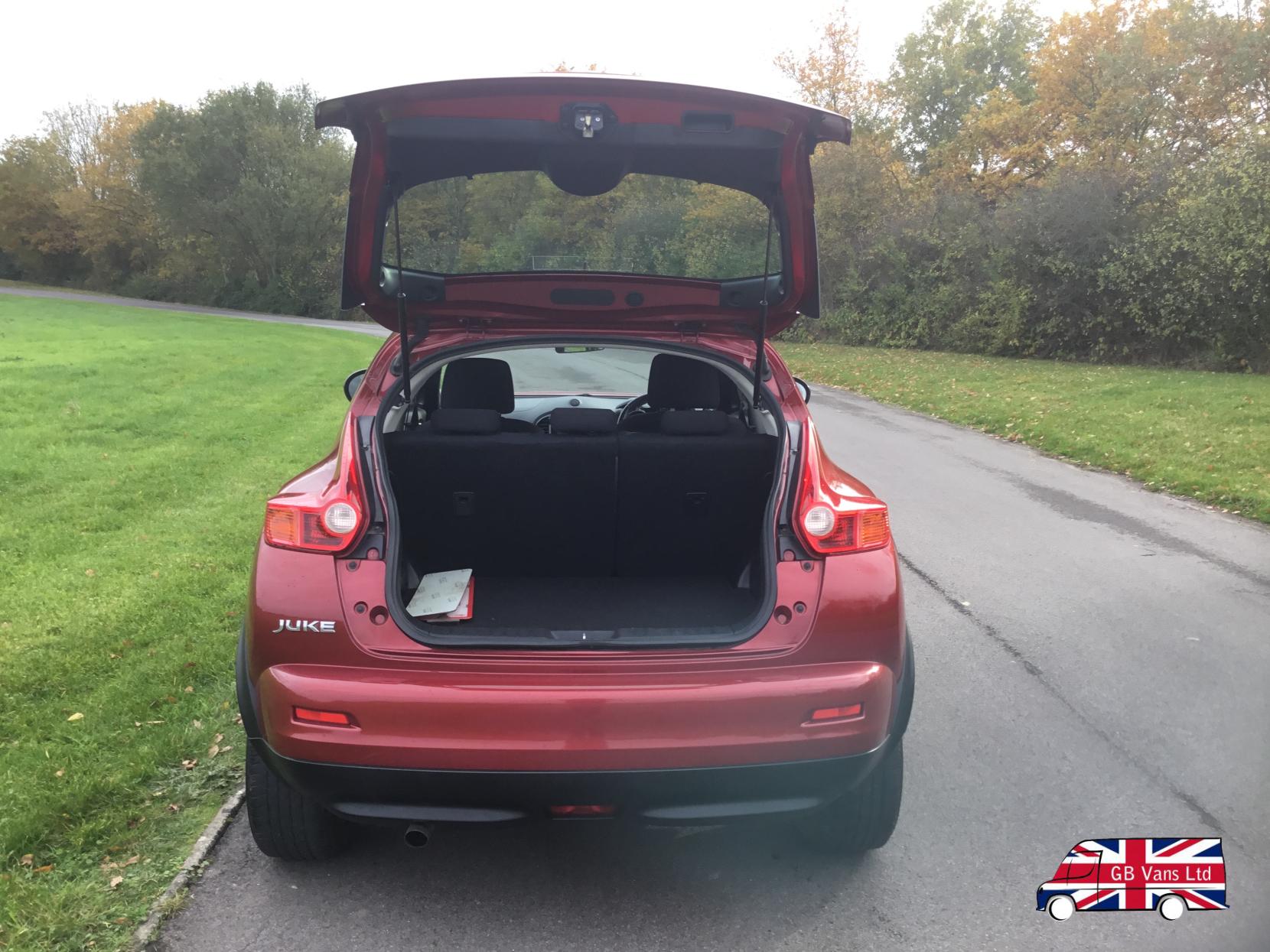 Nissan Juke 1.6 Acenta SUV 5dr Petrol Manual Euro 5 (s/s) (117 ps)