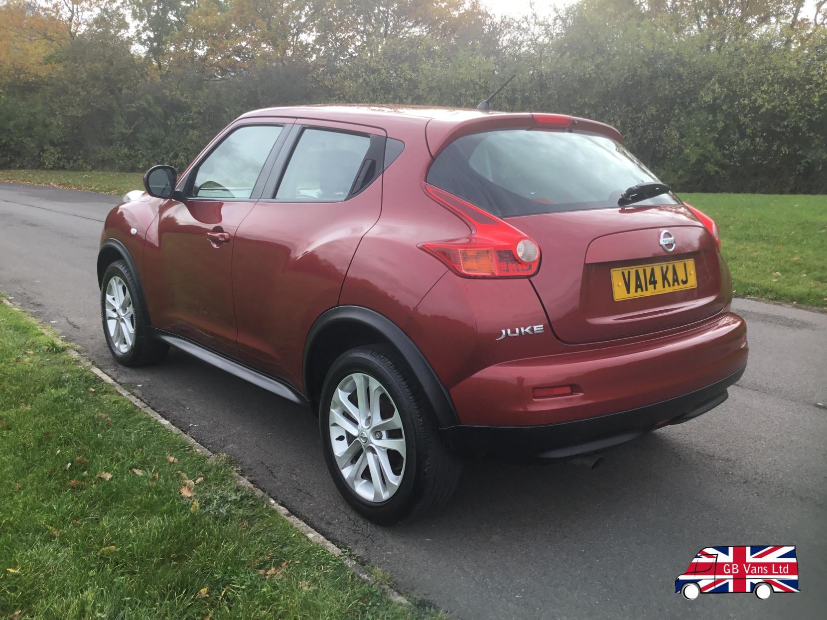 Nissan Juke 1.6 Acenta SUV 5dr Petrol Manual Euro 5 (s/s) (117 ps)