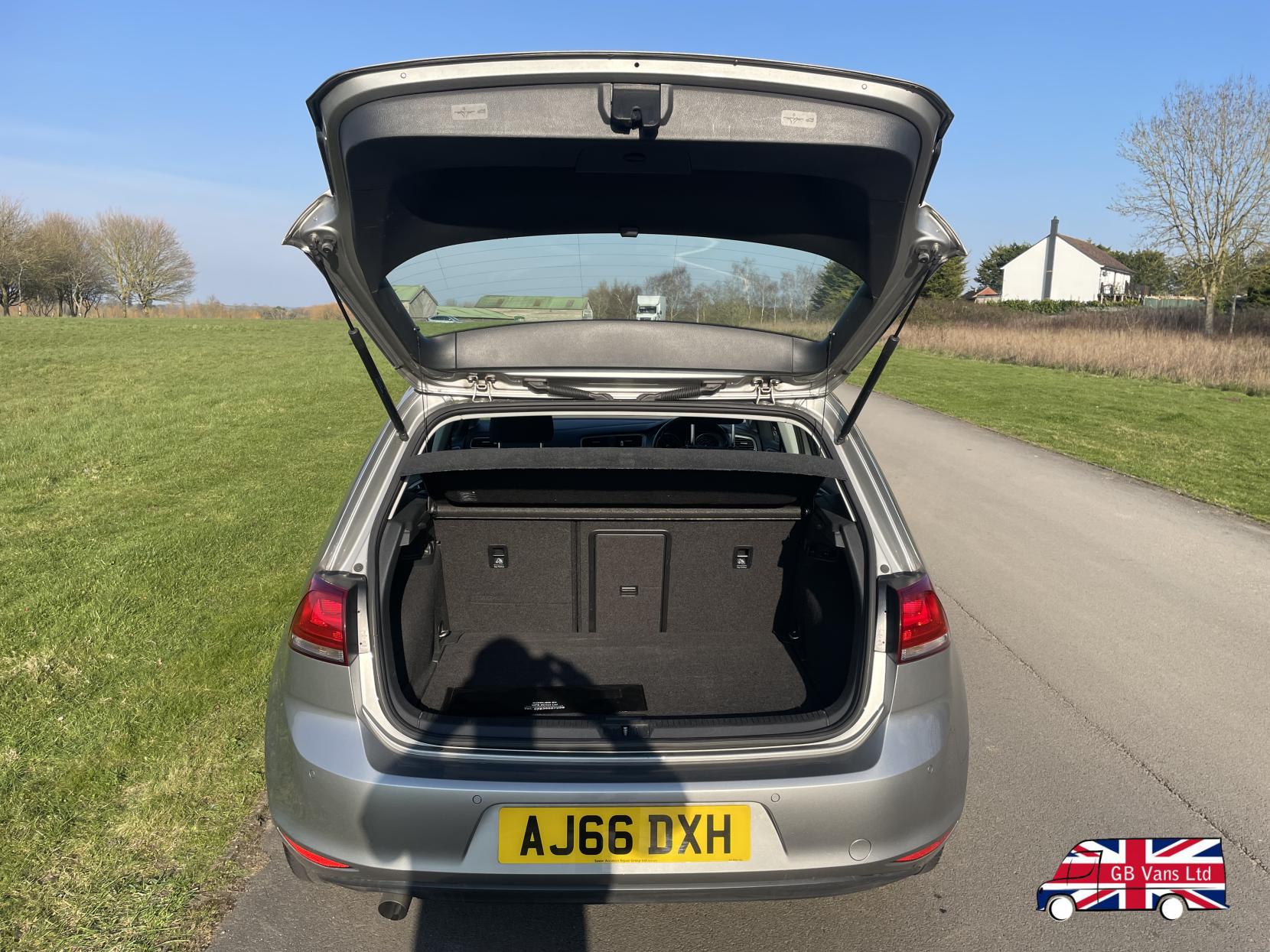 Volkswagen Golf 1.6 TDI BlueMotion Tech Match Edition Hatchback 5dr Diesel Manual Euro 6 (s/s) (110 ps)