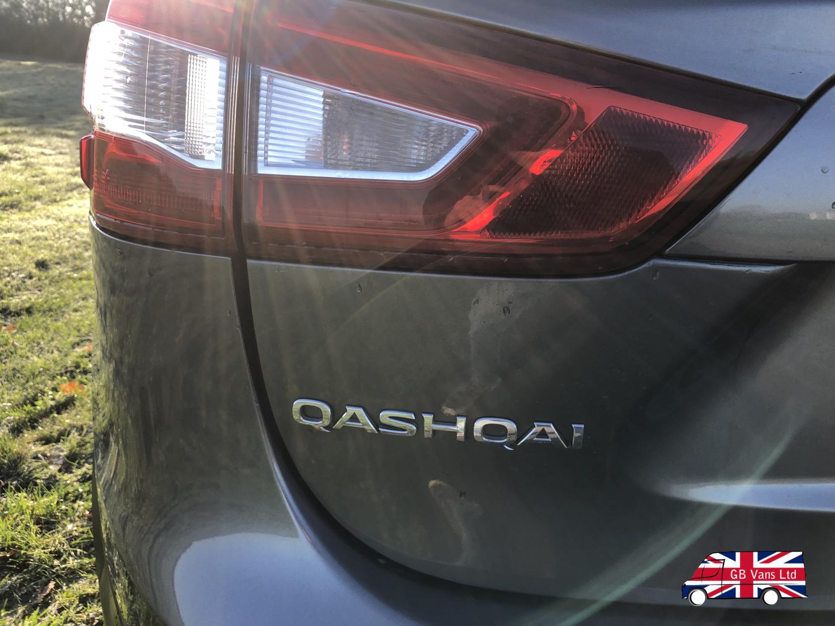 Nissan Qashqai 1.2 DIG-T N-Connecta SUV 5dr Petrol Manual 2WD Euro 6 (s/s) (115 ps)