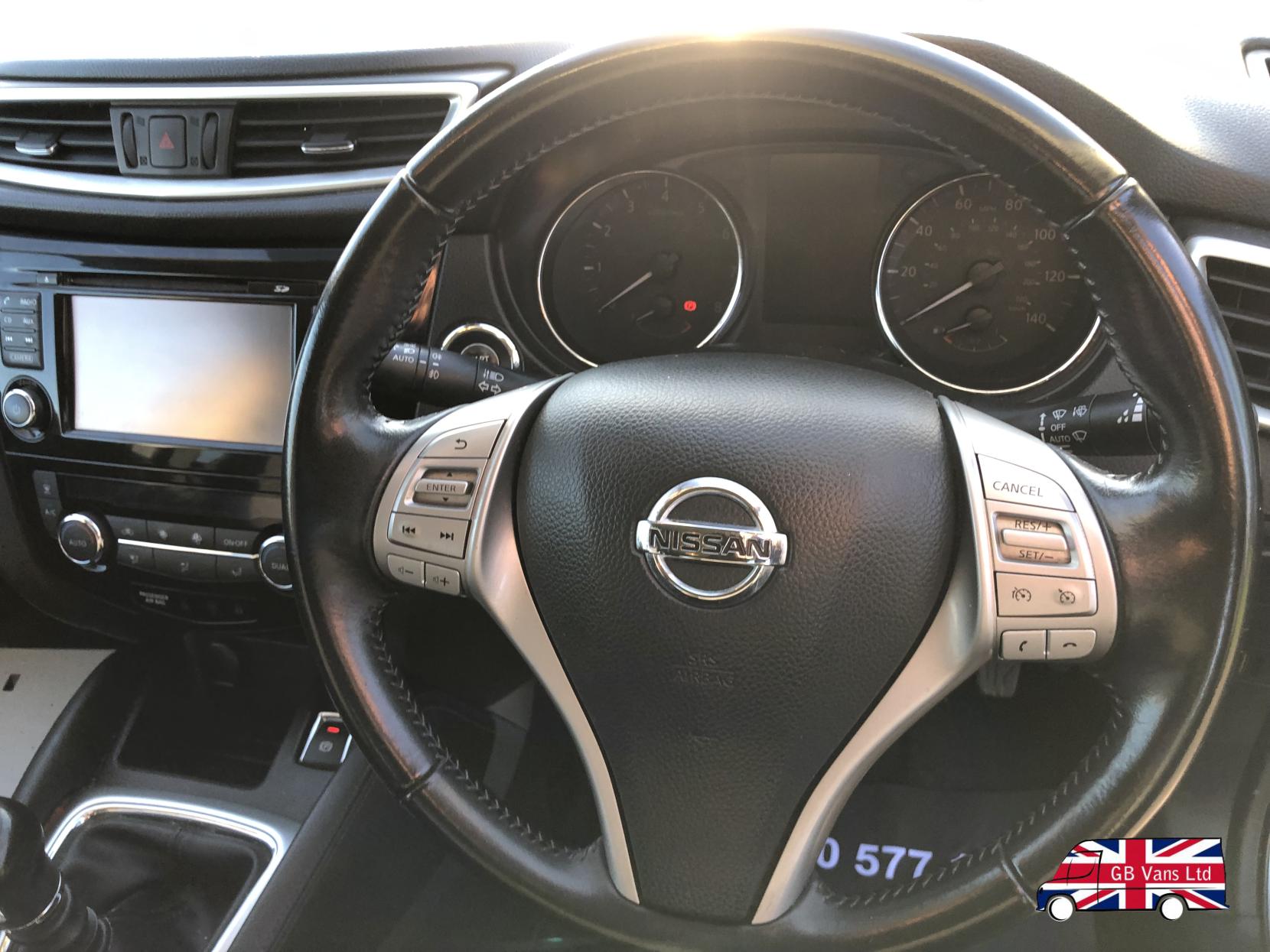 Nissan Qashqai 1.2 DIG-T N-Connecta SUV 5dr Petrol Manual 2WD Euro 6 (s/s) (115 ps)