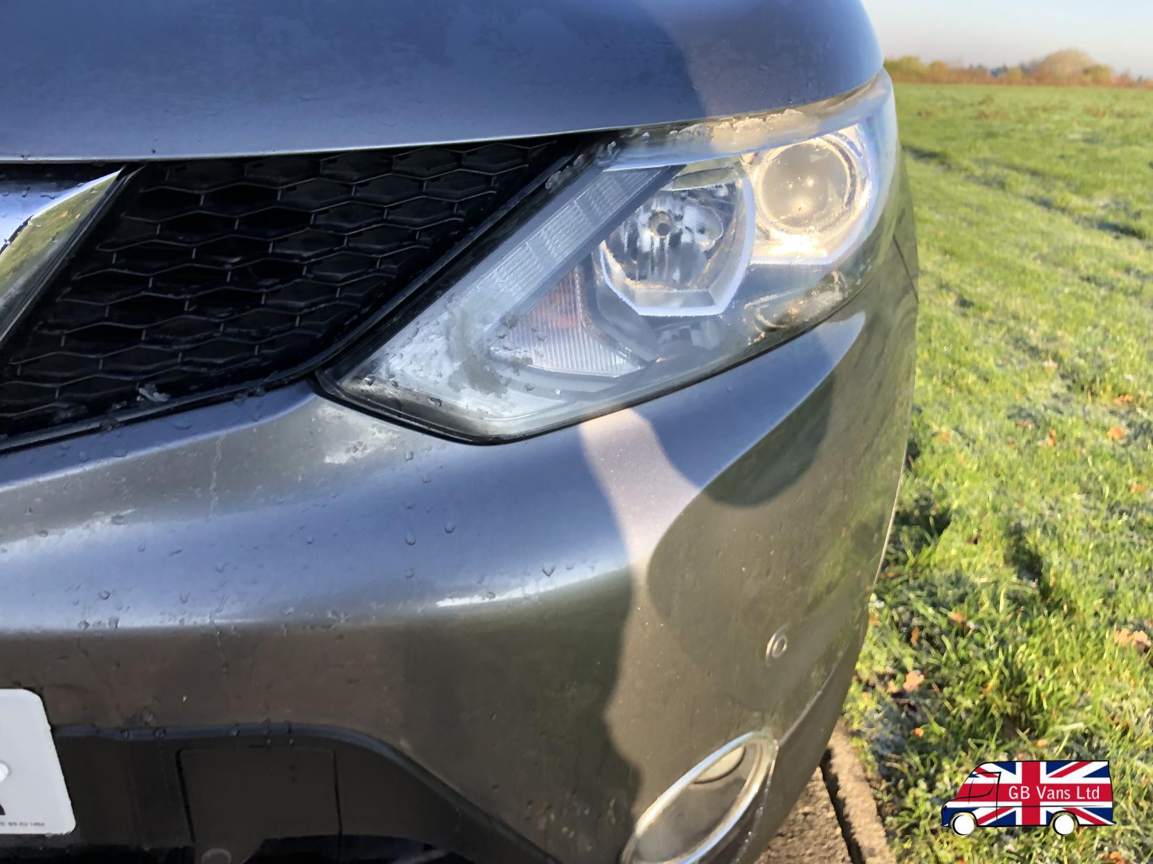 Nissan Qashqai 1.2 DIG-T N-Connecta SUV 5dr Petrol Manual 2WD Euro 6 (s/s) (115 ps)