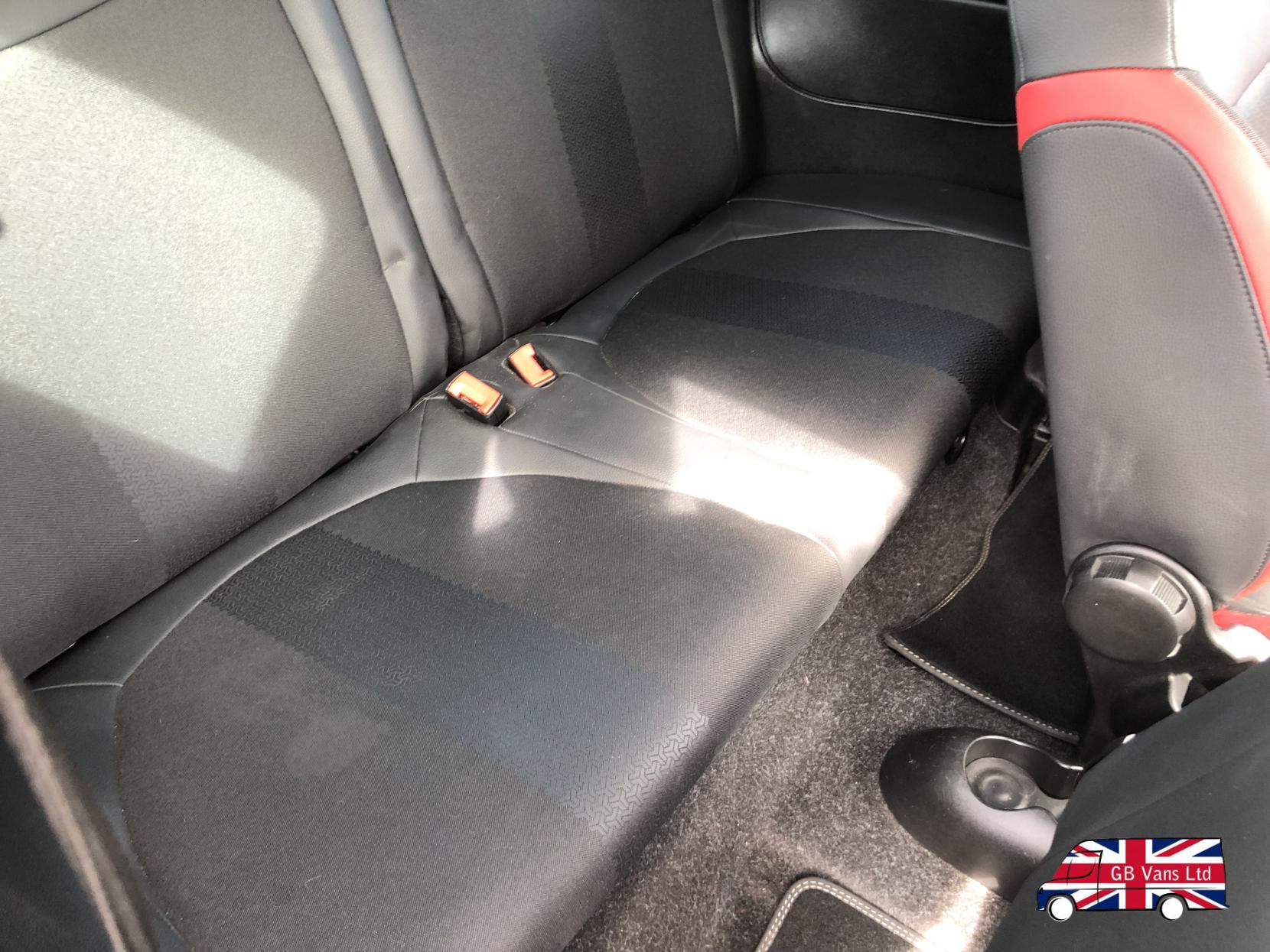 Fiat 500 1.2 S Hatchback 3dr Petrol Manual Euro 6 (s/s) (69 bhp)