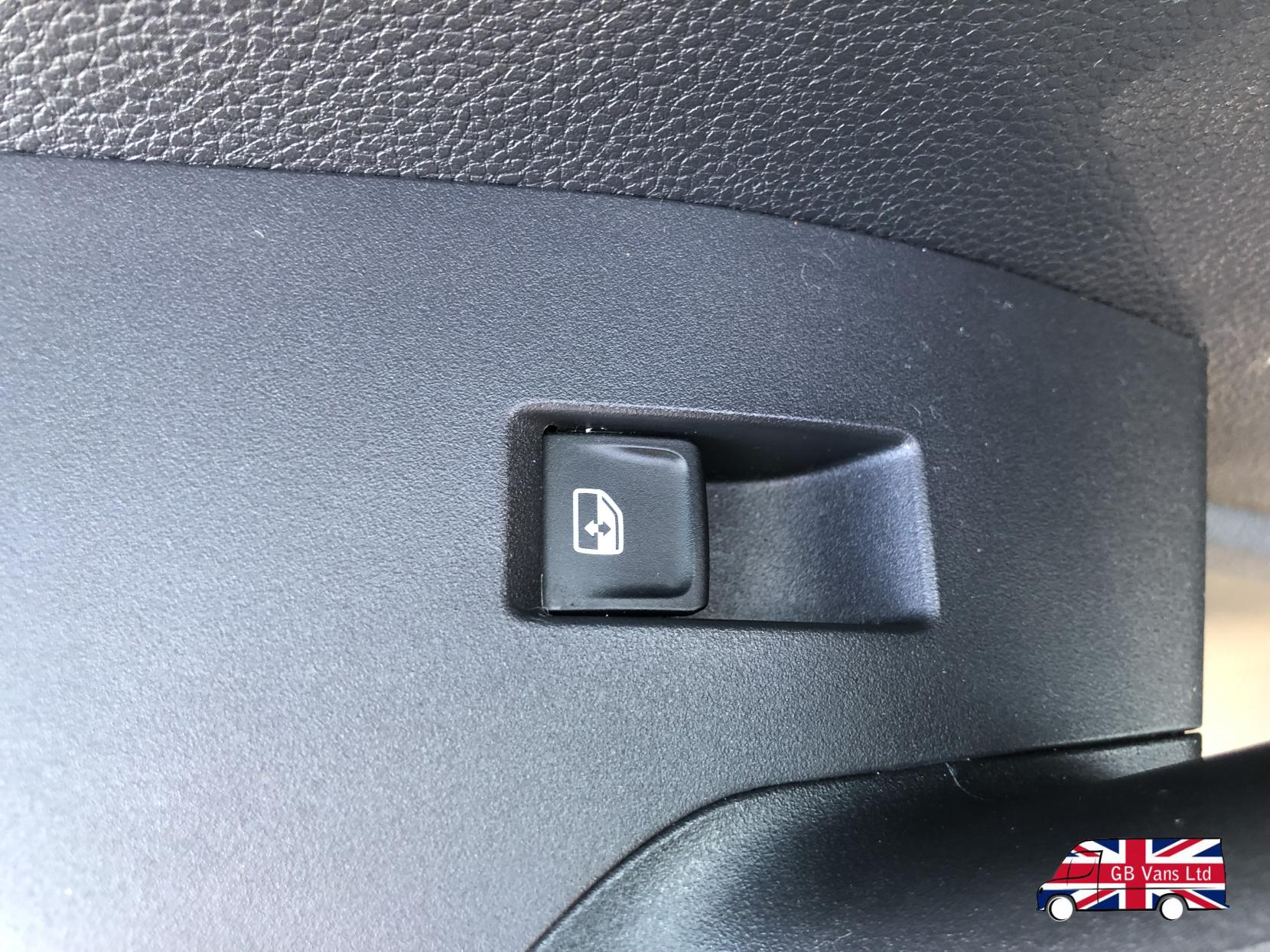 SEAT Arona 1.0 TSI GPF SE Technology SUV 5dr Petrol Manual Euro 6 (s/s) (95 ps)