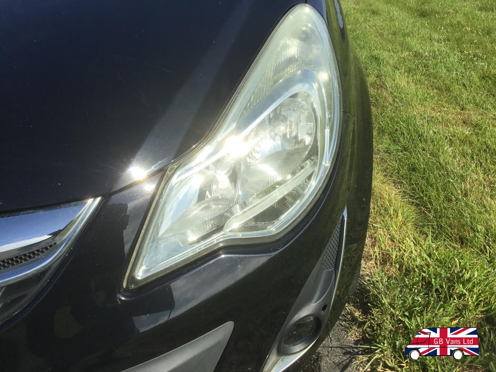 Vauxhall Corsa 1.2 16V SXi Hatchback 5dr Petrol Manual Euro 5 (A/C) (85 ps)
