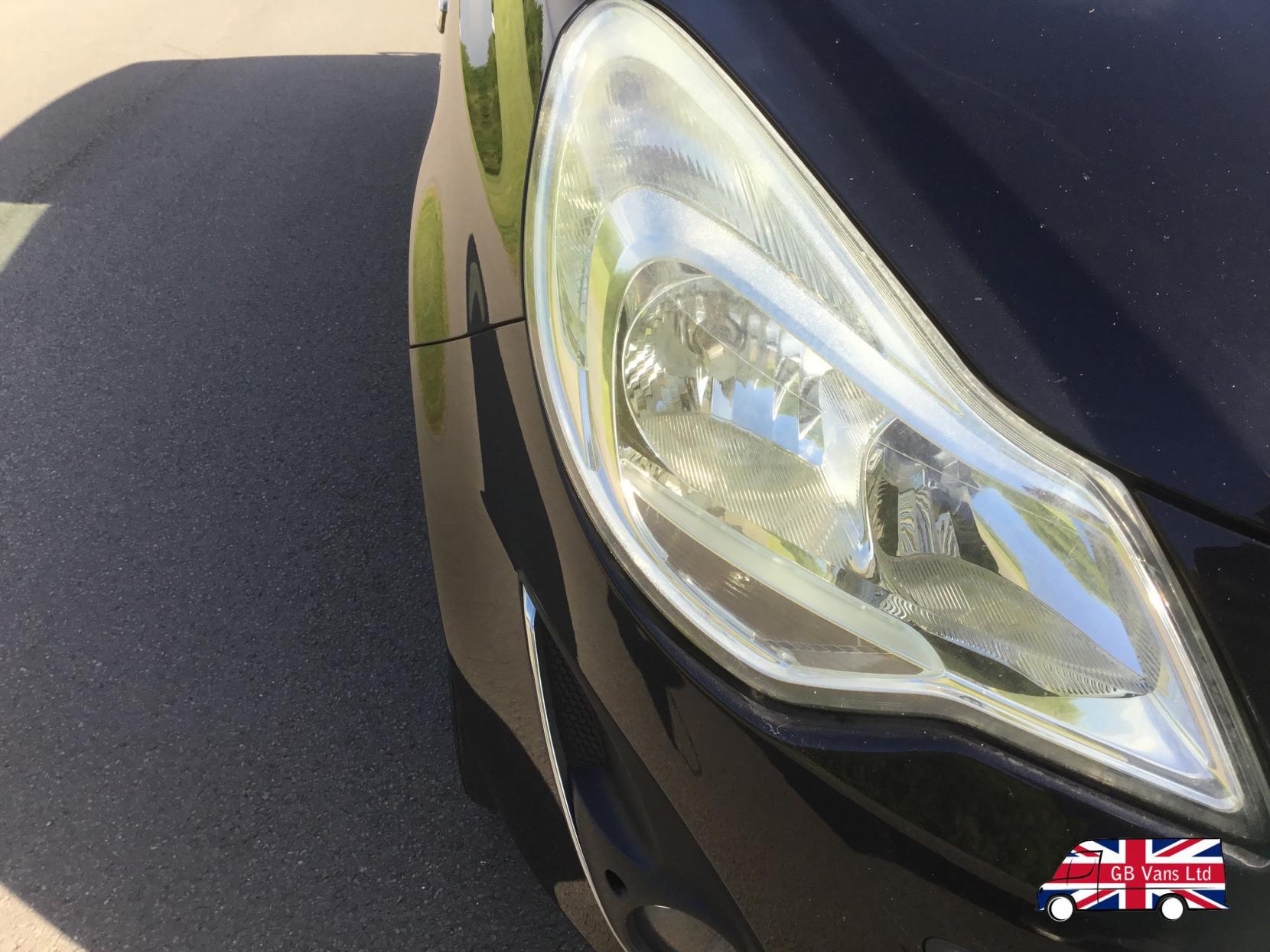Vauxhall Corsa 1.2 16V SXi Hatchback 5dr Petrol Manual Euro 5 (A/C) (85 ps)
