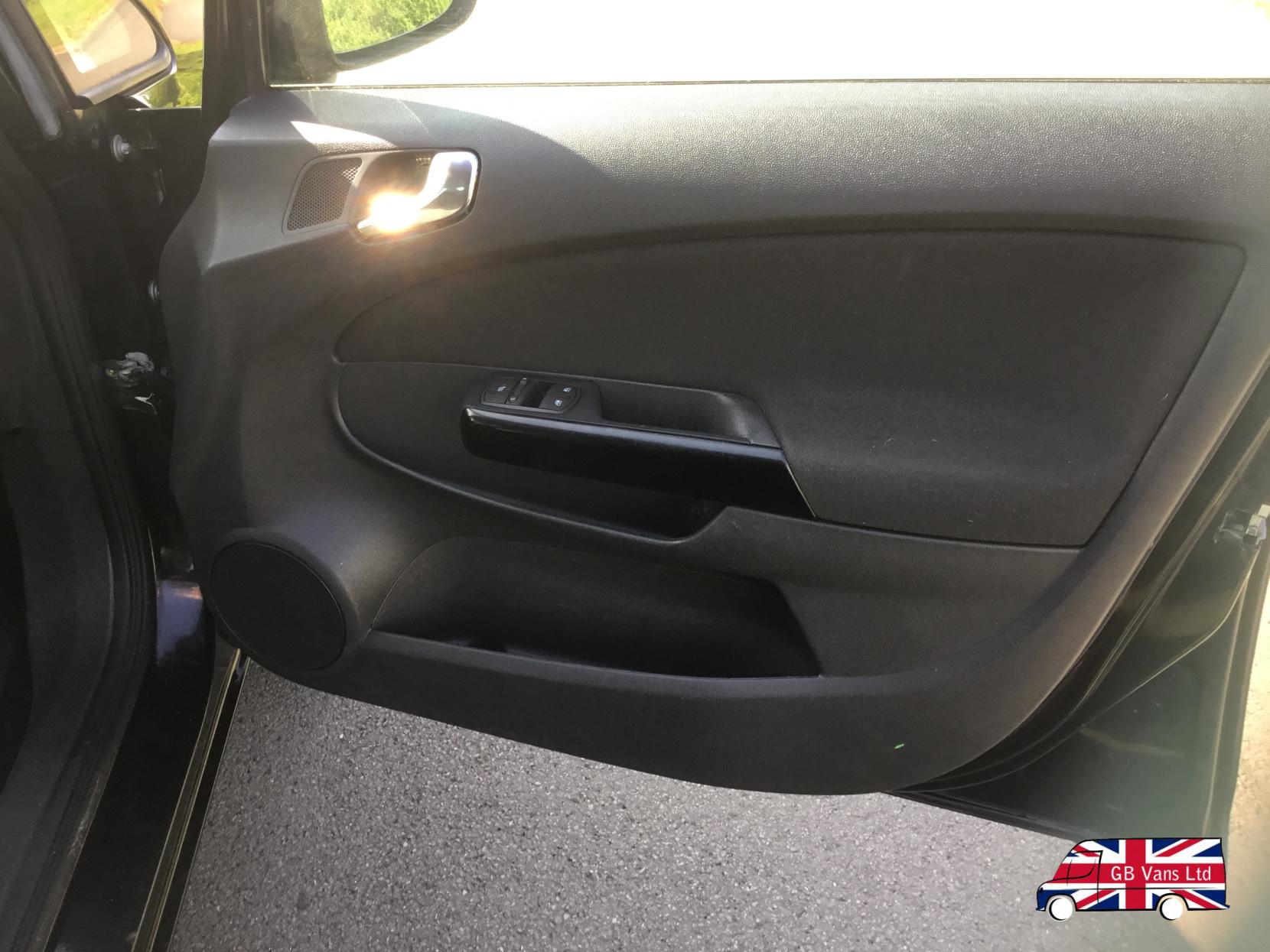 Vauxhall Corsa 1.2 16V SXi Hatchback 5dr Petrol Manual Euro 5 (A/C) (85 ps)