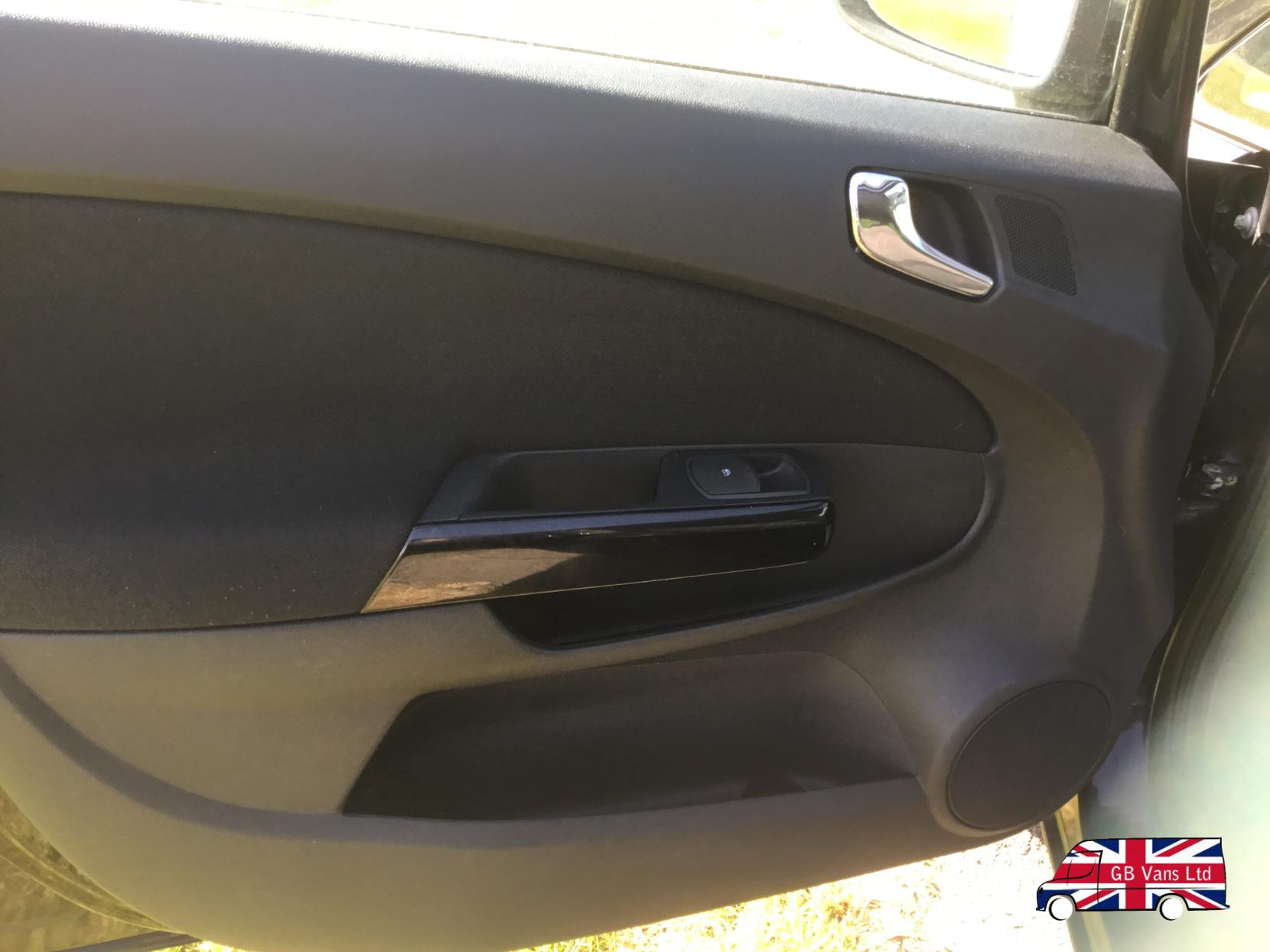 Vauxhall Corsa 1.2 16V SXi Hatchback 5dr Petrol Manual Euro 5 (A/C) (85 ps)