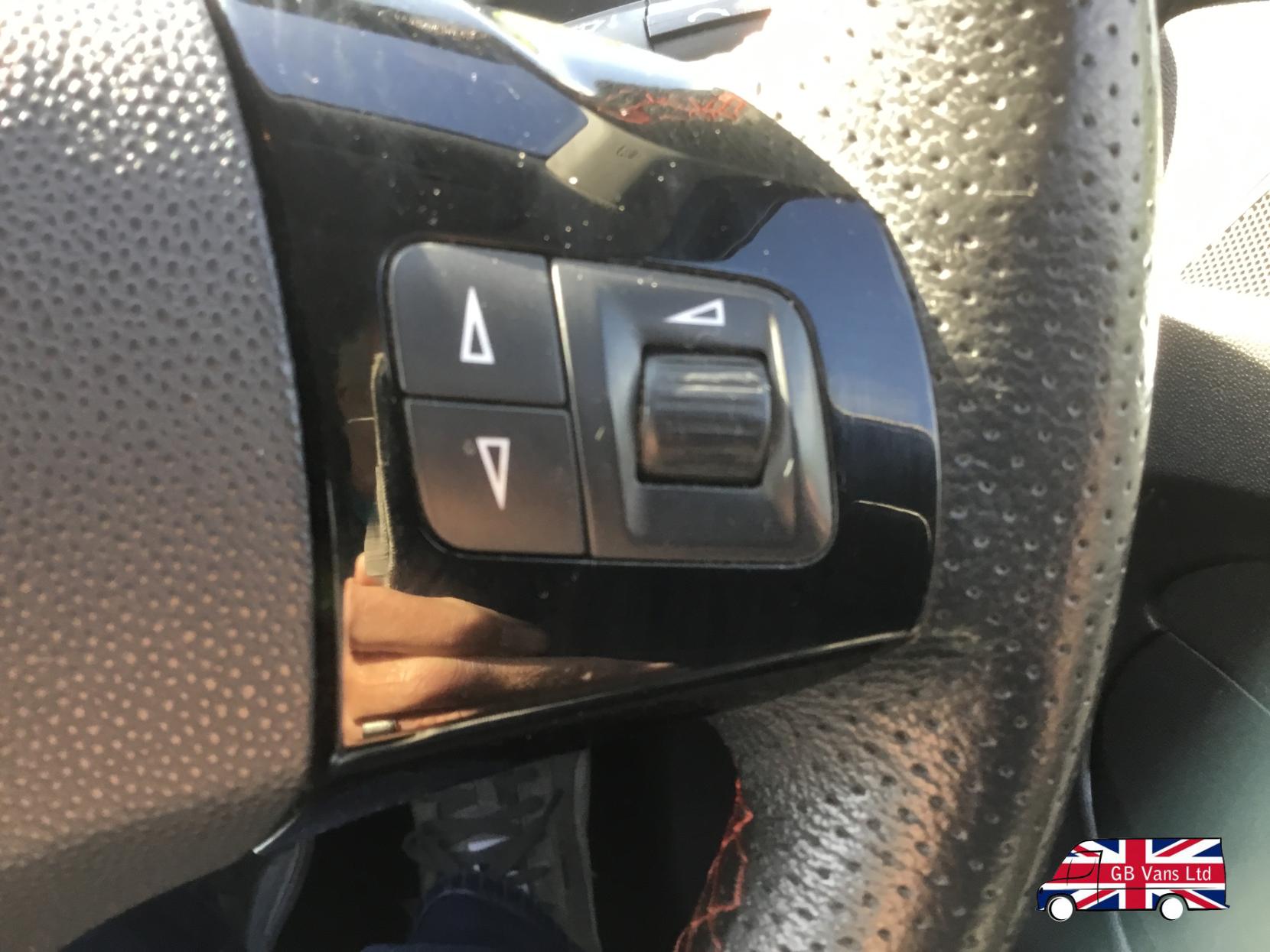 Vauxhall Corsa 1.2 16V SXi Hatchback 5dr Petrol Manual Euro 5 (A/C) (85 ps)