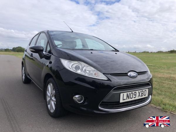 Ford Fiesta 1.4 Zetec Hatchback 5dr Petrol Automatic (154 g/km, 94 bhp)