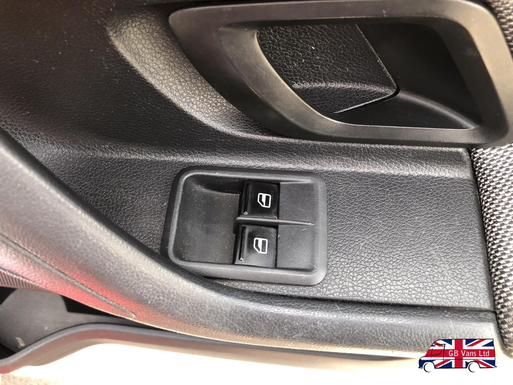 Skoda Fabia 1.2 S Hatchback 5dr Petrol Manual Euro 5 (69 ps)
