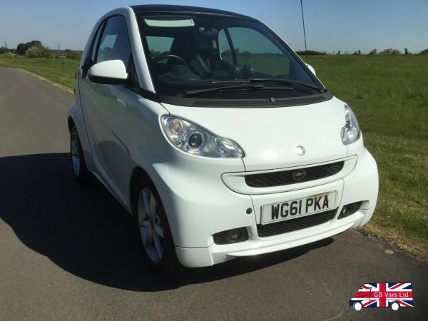 Smart fortwo 1.0 MHD Pulse Coupe 2dr Petrol SoftTouch Euro 5 (s/s) (71 bhp)