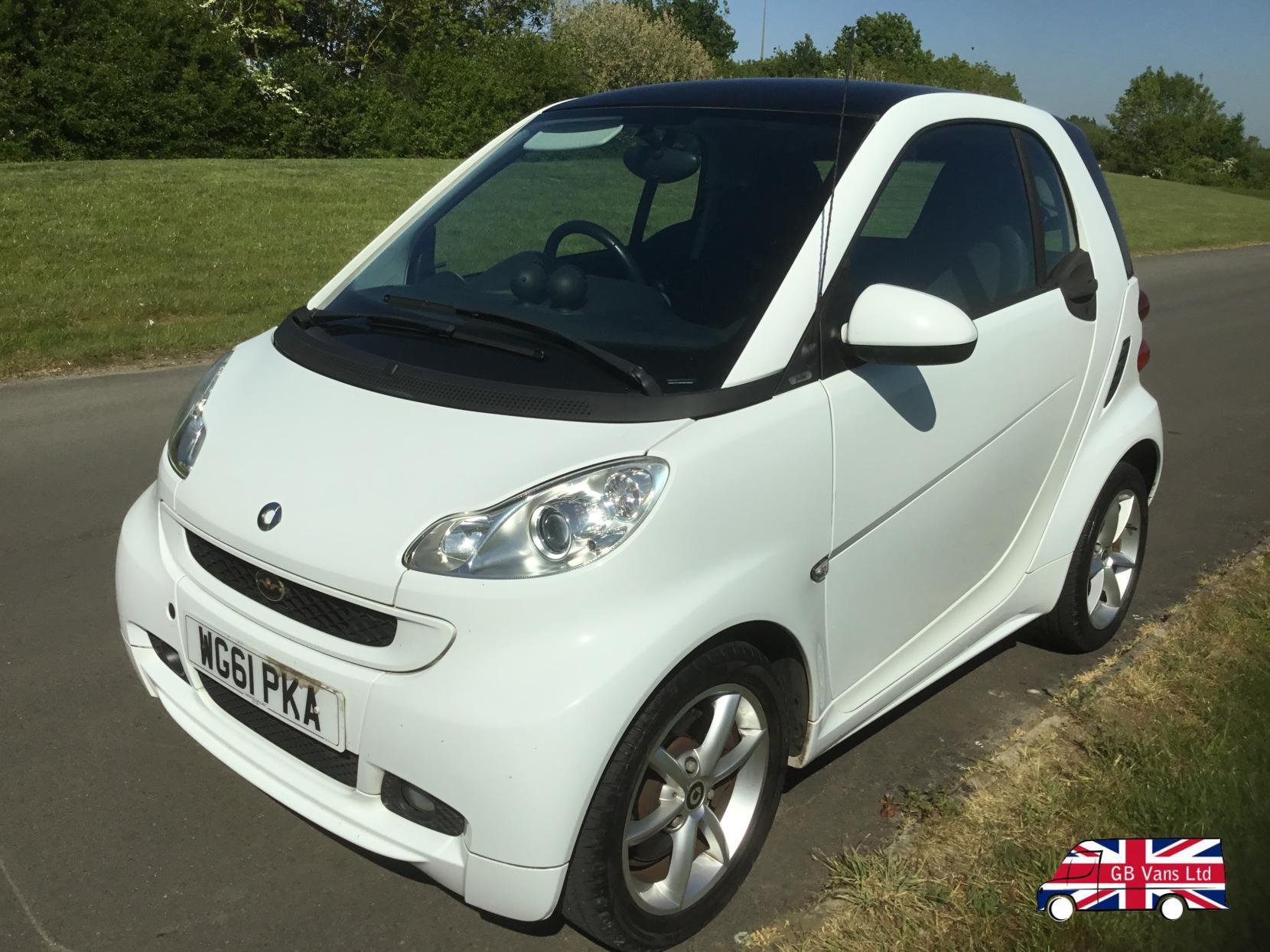 Smart fortwo 1.0 MHD Pulse Coupe 2dr Petrol SoftTouch Euro 5 (s/s) (71 bhp)