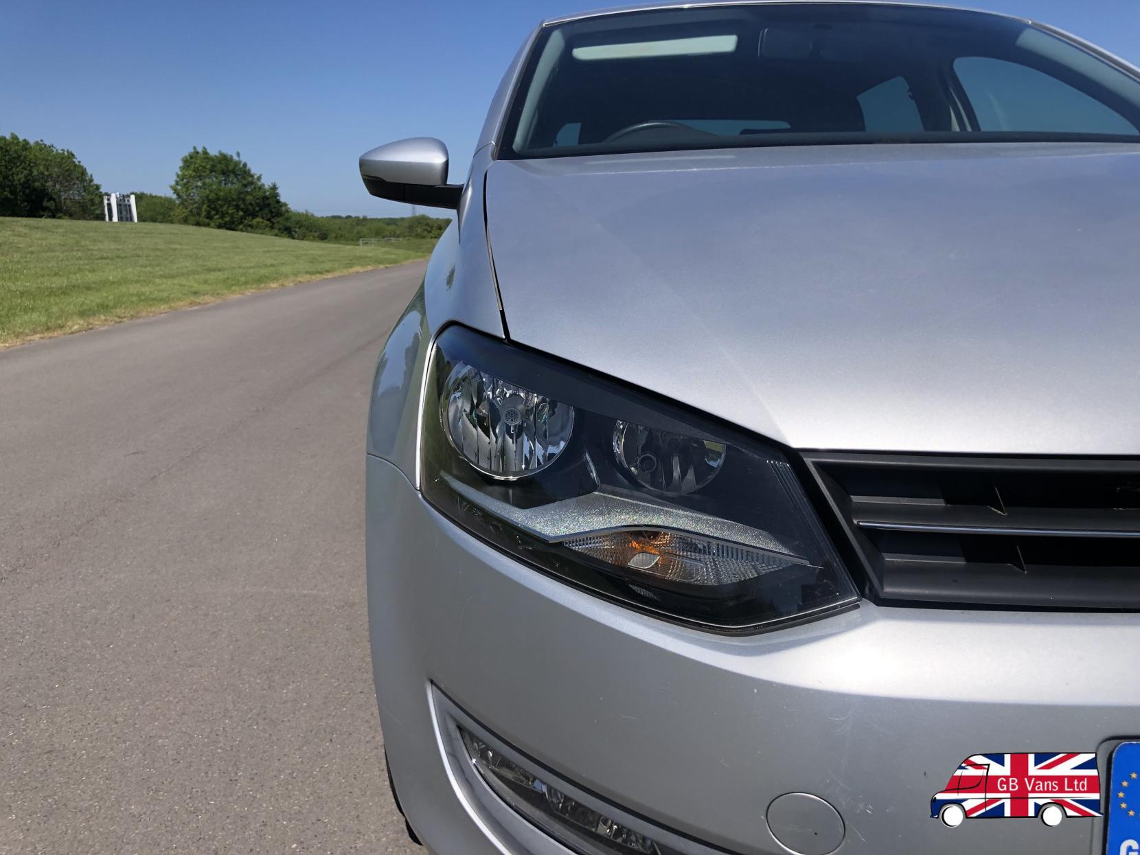 Volkswagen Polo 1.2 Moda Hatchback 5dr Petrol Manual Euro 5 (70 ps)