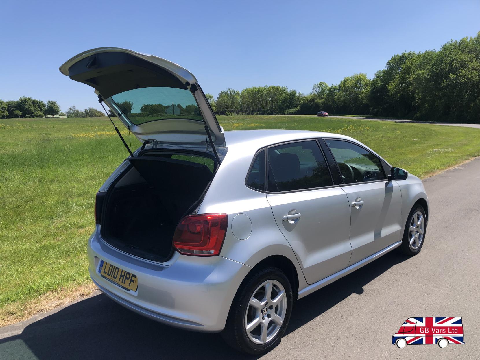Volkswagen Polo 1.2 Moda Hatchback 5dr Petrol Manual Euro 5 (70 ps)