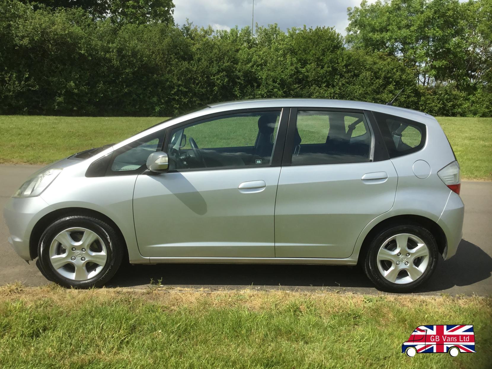Honda Jazz 1.4 i-VTEC ES Hatchback 5dr Petrol Manual Euro 4 (100 ps)