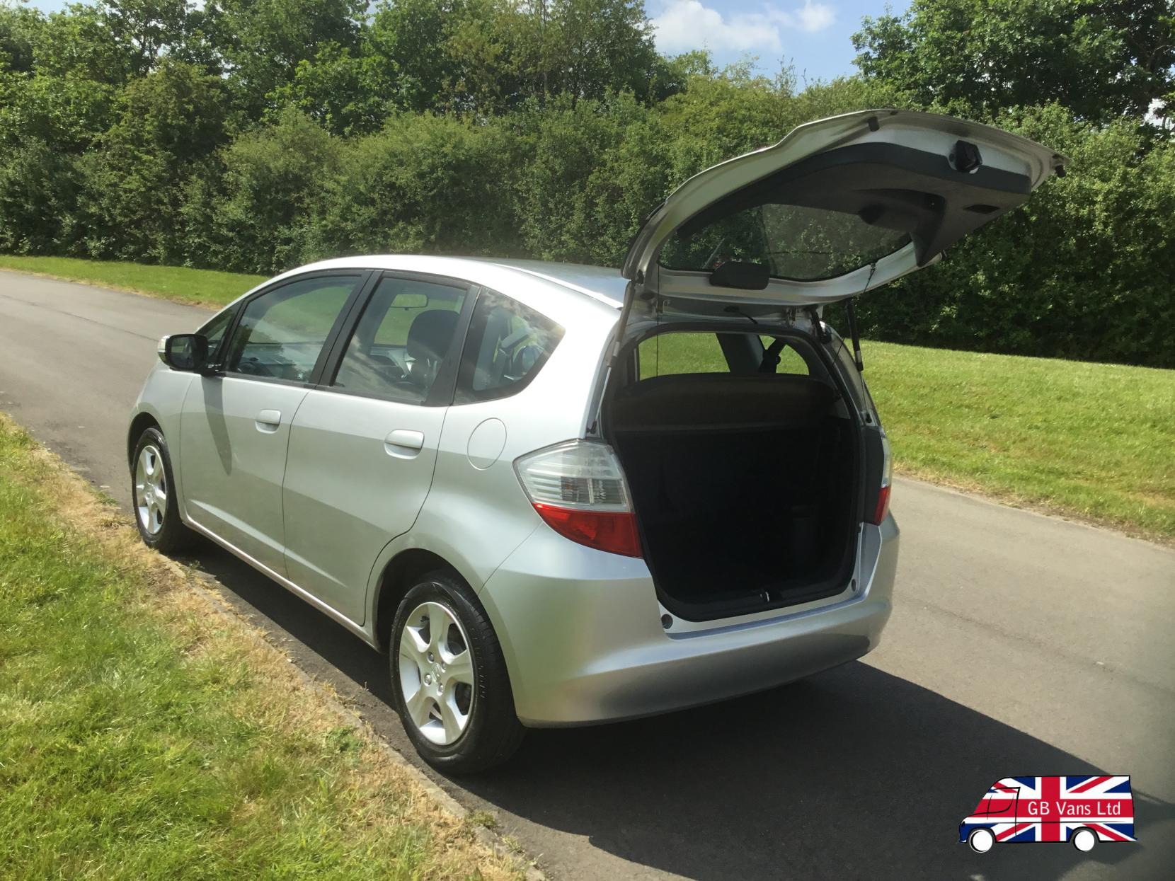 Honda Jazz 1.4 i-VTEC ES Hatchback 5dr Petrol Manual Euro 4 (100 ps)