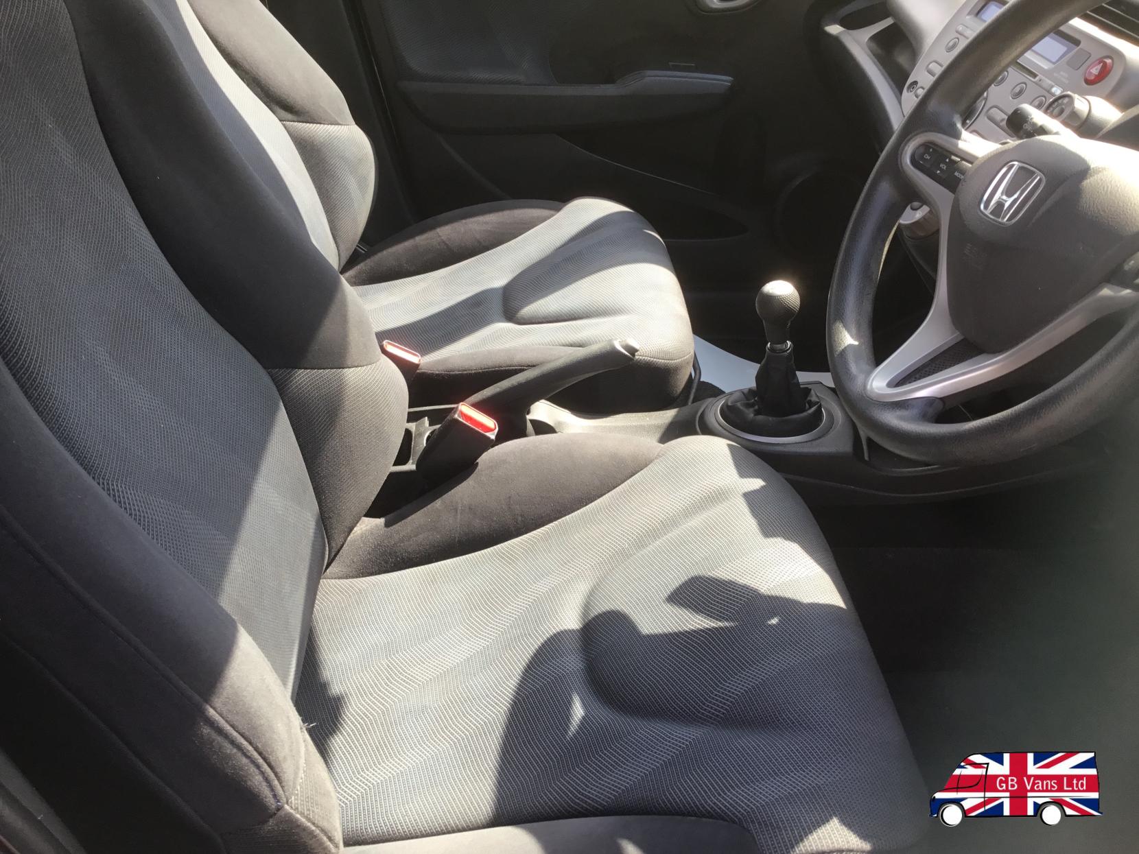 Honda Jazz 1.4 i-VTEC ES Hatchback 5dr Petrol Manual Euro 4 (100 ps)