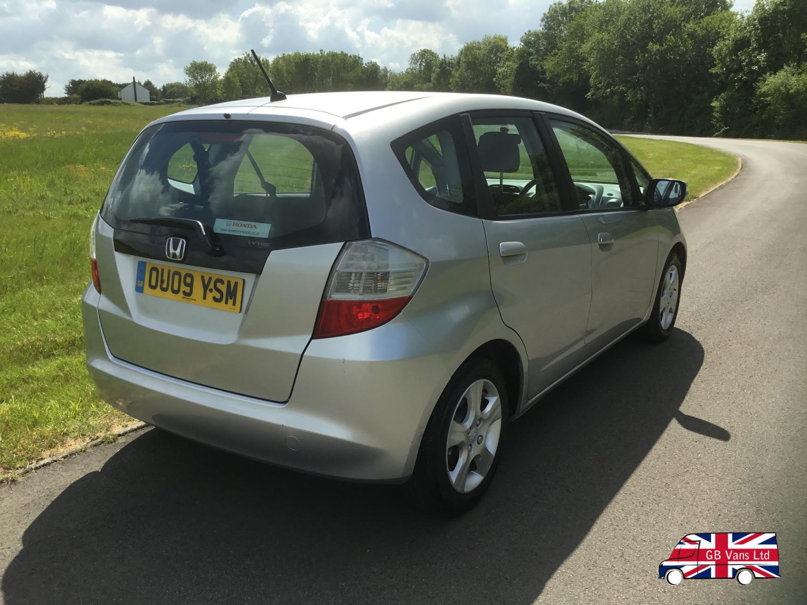 Honda Jazz 1.4 i-VTEC ES Hatchback 5dr Petrol Manual Euro 4 (100 ps)