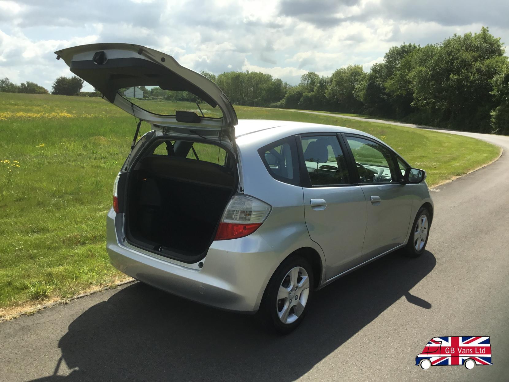 Honda Jazz 1.4 i-VTEC ES Hatchback 5dr Petrol Manual Euro 4 (100 ps)