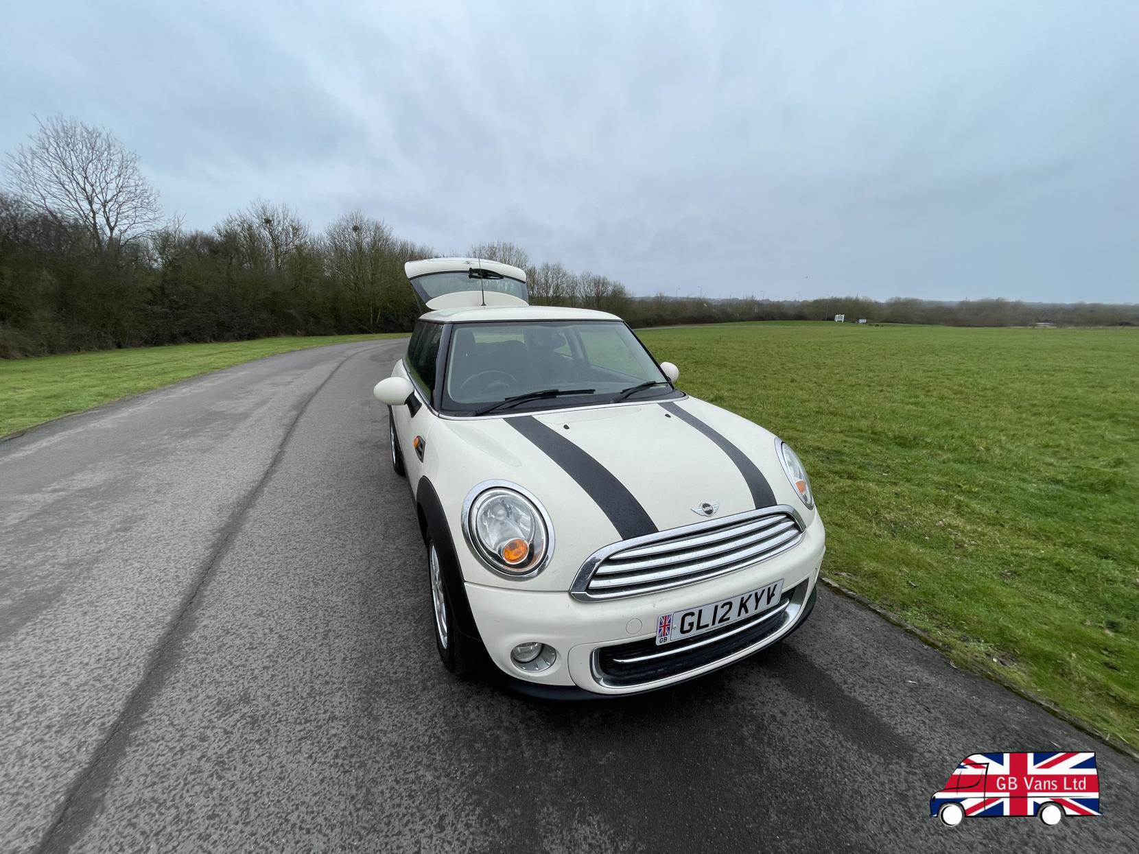 MINI Hatch 1.6 Cooper Hatchback 3dr Petrol Manual Euro 5 (s/s) (122 ps)