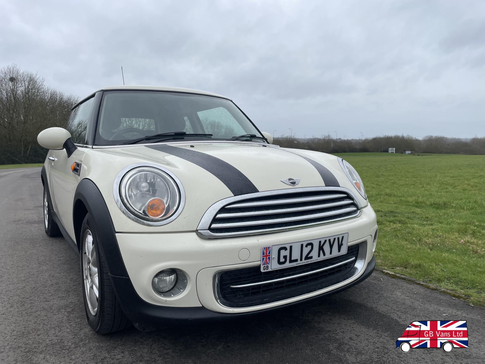 MINI Hatch 1.6 Cooper Hatchback 3dr Petrol Manual Euro 5 (s/s) (122 ps)