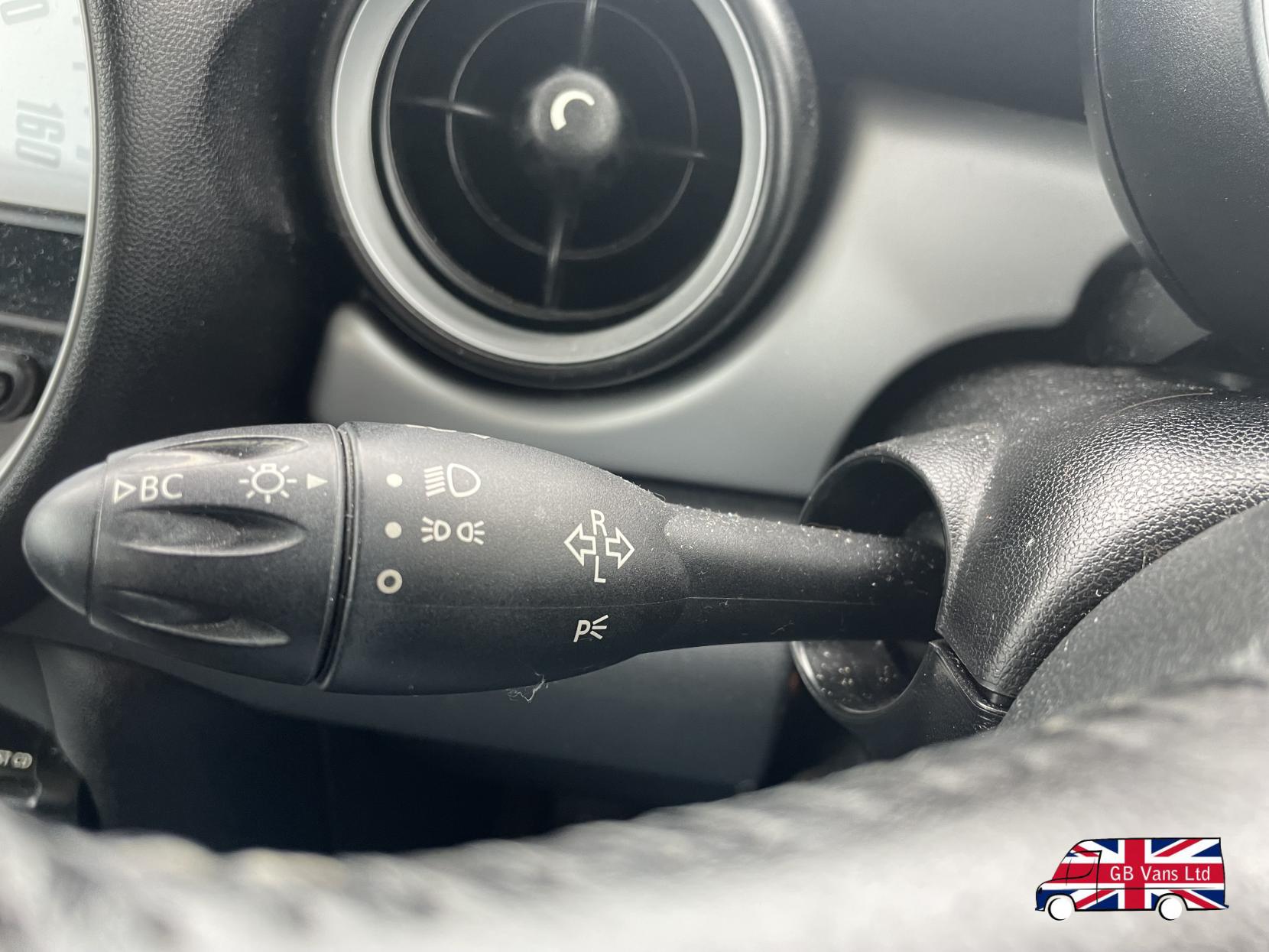 MINI Hatch 1.6 Cooper Hatchback 3dr Petrol Manual Euro 5 (s/s) (122 ps)