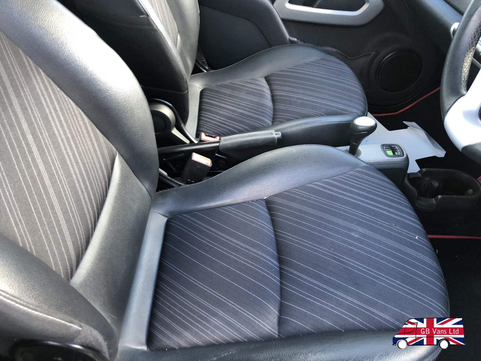Smart fortwo 1.0 MHD Edition21 Coupe 2dr Petrol SoftTouch Euro 5 (s/s) (71 bhp)