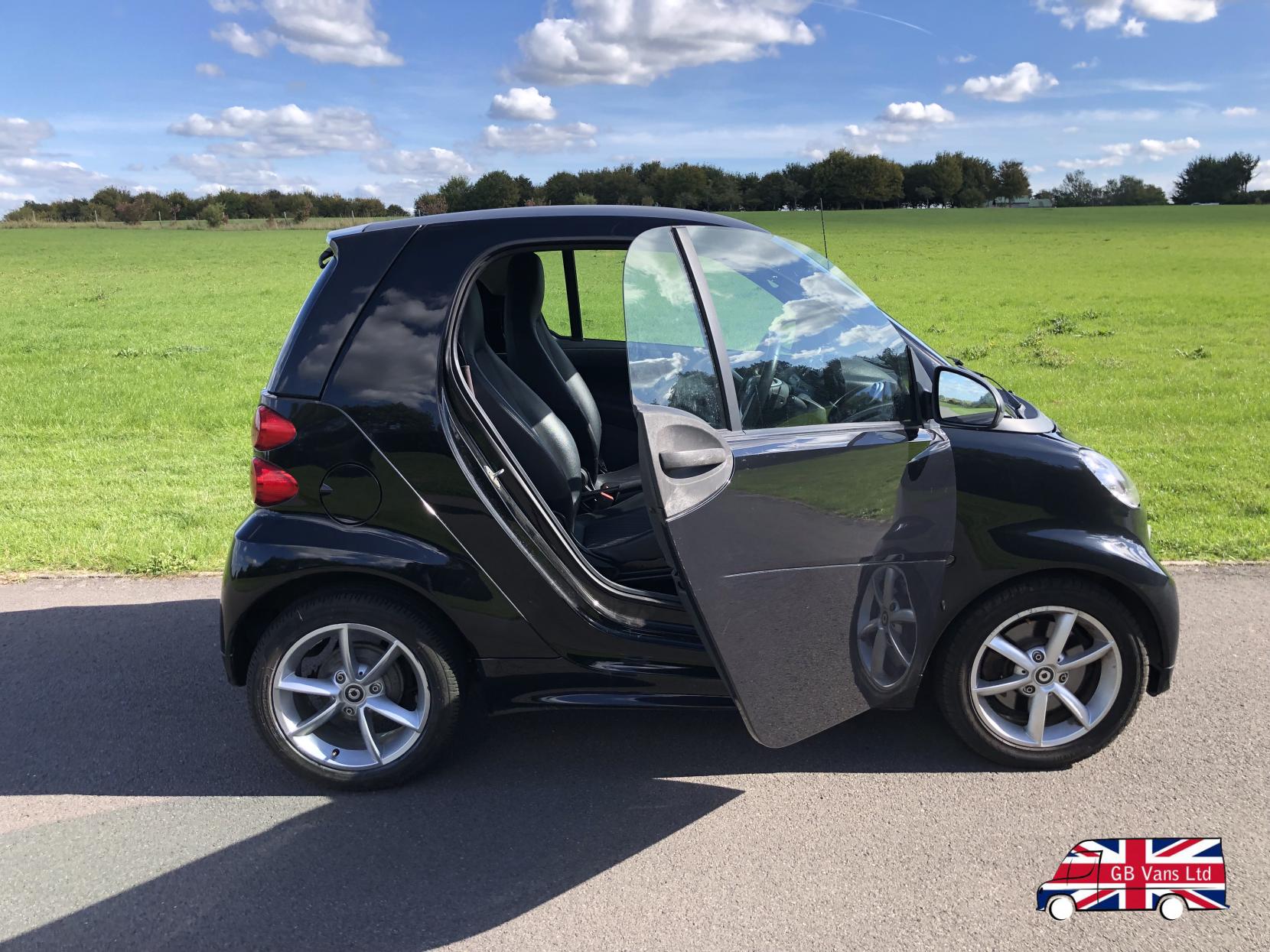 Smart fortwo 1.0 MHD Edition21 Coupe 2dr Petrol SoftTouch Euro 5 (s/s) (71 bhp)