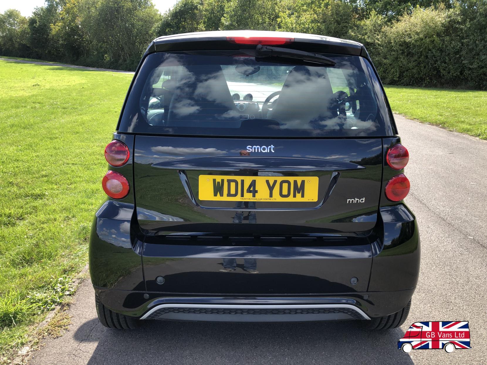 Smart fortwo 1.0 MHD Edition21 Coupe 2dr Petrol SoftTouch Euro 5 (s/s) (71 bhp)