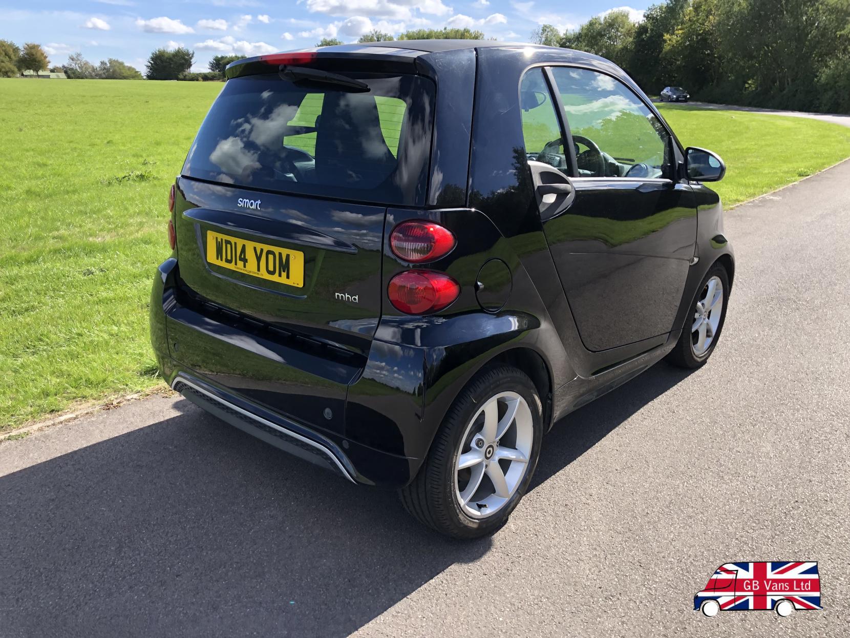 Smart fortwo 1.0 MHD Edition21 Coupe 2dr Petrol SoftTouch Euro 5 (s/s) (71 bhp)