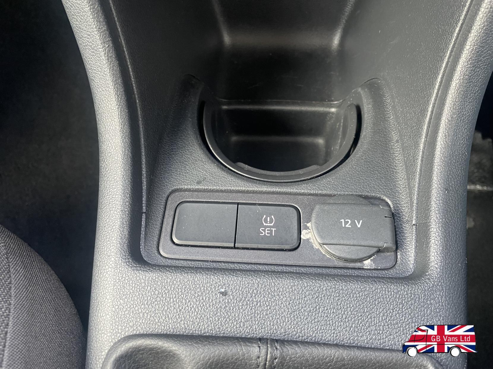 Volkswagen up! 1.0 Move up! Hatchback 5dr Petrol Manual Euro 6 (s/s) (60 ps)