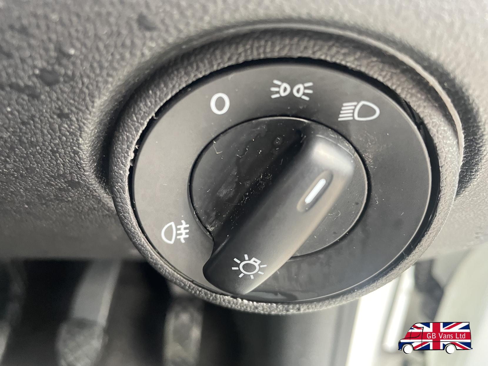 Volkswagen up! 1.0 Move up! Hatchback 5dr Petrol Manual Euro 6 (s/s) (60 ps)