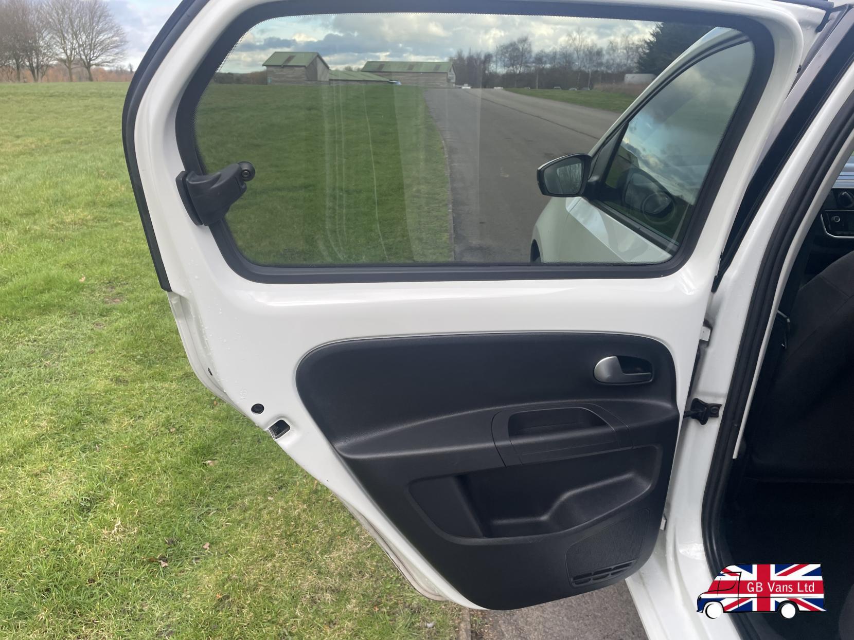 Volkswagen up! 1.0 Move up! Hatchback 5dr Petrol Manual Euro 6 (s/s) (60 ps)