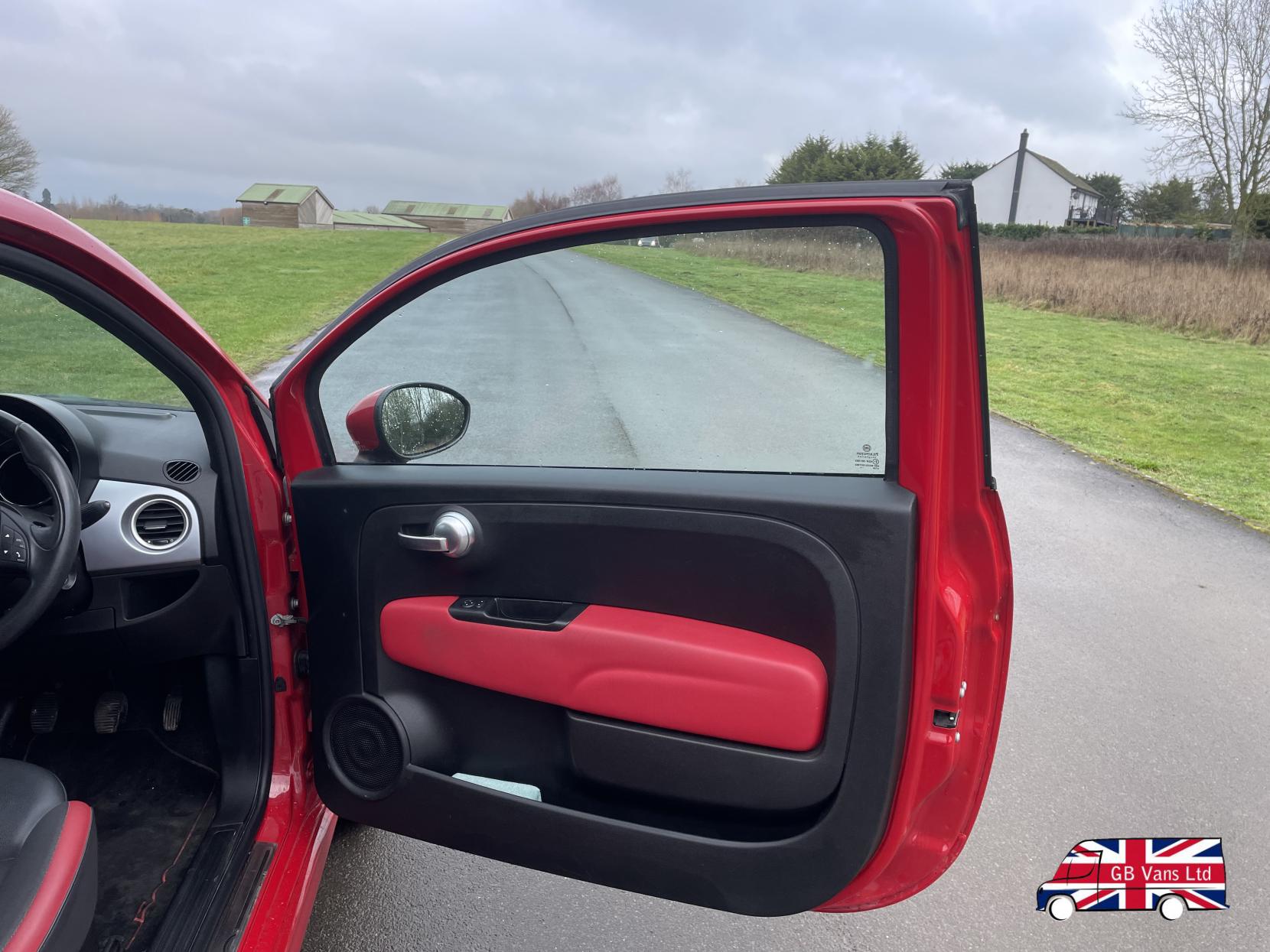 Fiat 500 0.9 TwinAir S Hatchback 3dr Petrol Manual Euro 6 (s/s) (105 ps)