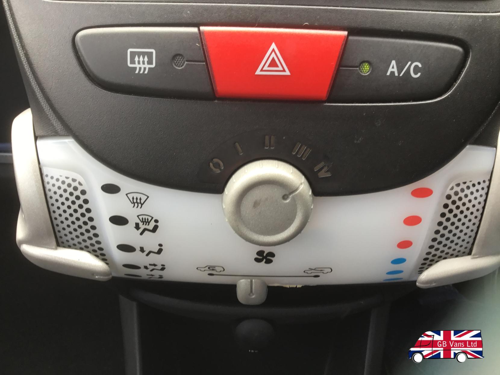 Peugeot 107 1.0 12V Active Hatchback 5dr Petrol Manual Euro 5 (68 ps)
