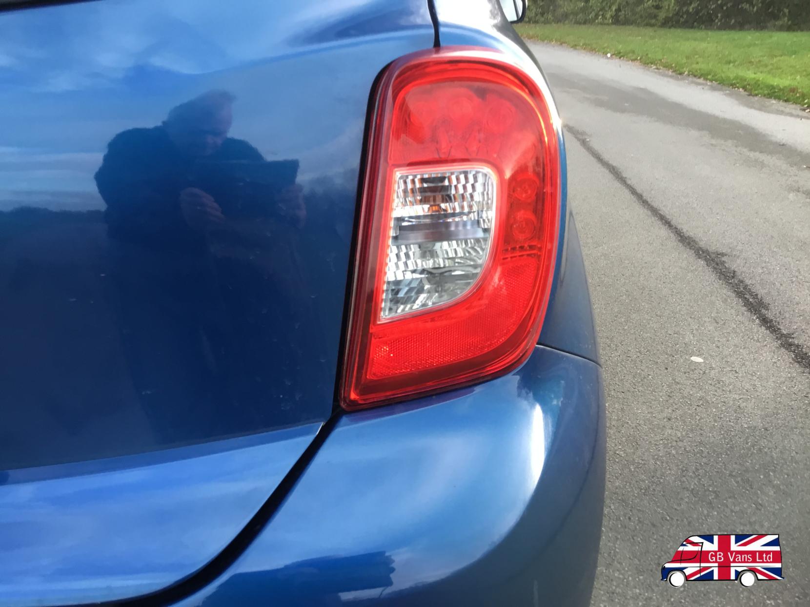 Nissan Micra 1.2 Tekna Hatchback 5dr Petrol Manual Euro 5 (80 ps)