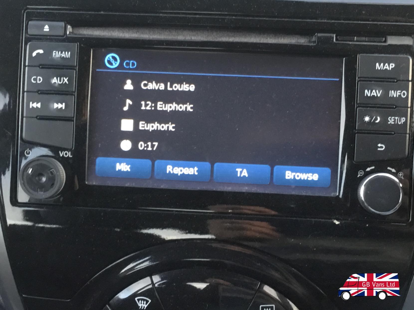 Nissan Micra 1.2 Tekna Hatchback 5dr Petrol Manual Euro 5 (80 ps)