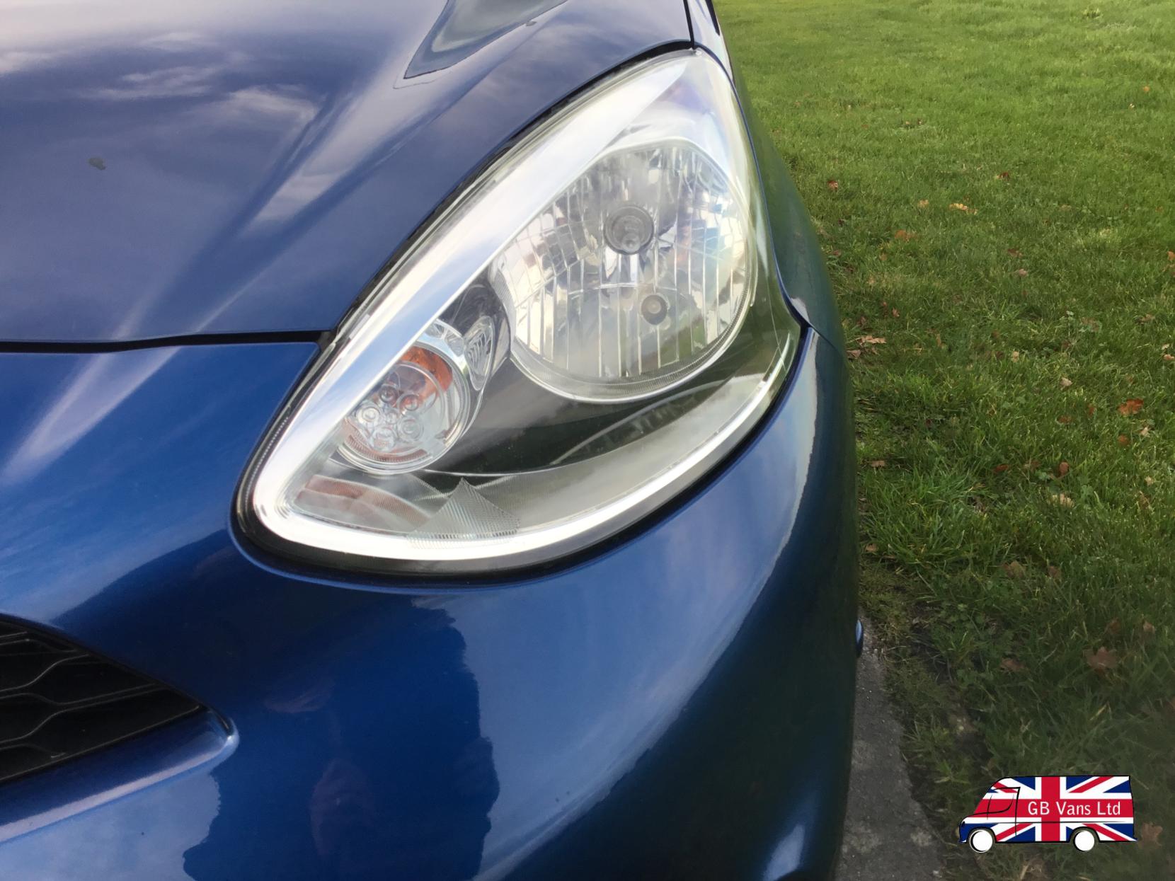 Nissan Micra 1.2 Tekna Hatchback 5dr Petrol Manual Euro 5 (80 ps)