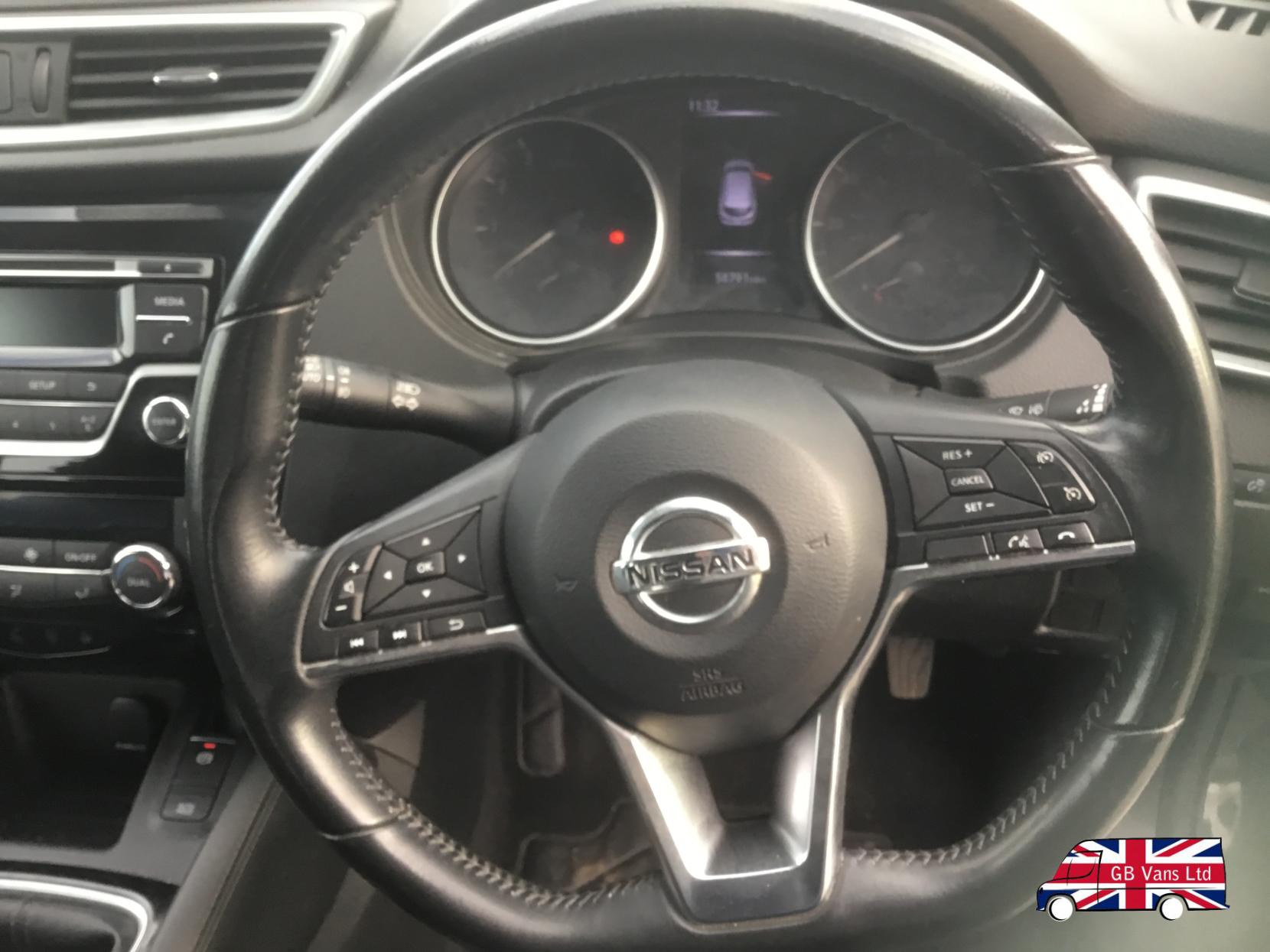 Nissan Qashqai 1.2 DIG-T Acenta SUV 5dr Petrol Manual Euro 6 (s/s) (115 ps)