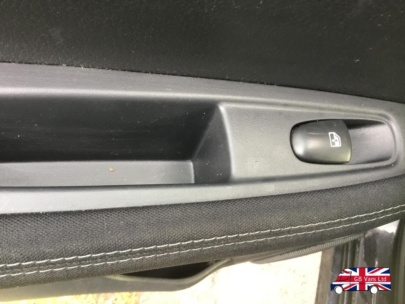 Nissan Qashqai 1.2 DIG-T Acenta SUV 5dr Petrol Manual Euro 6 (s/s) (115 ps)